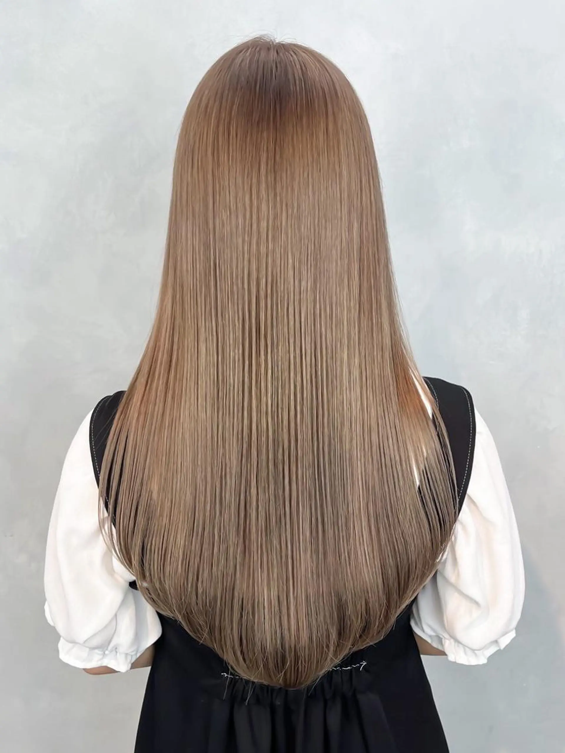 カラー セミロング 顔まわりレイヤー 顔周りカット 韓国風ヘア レイヤーカット おくれ毛 カット ヘアカラー トリートメント ITbyALBUM 松戸のヘアスタイル