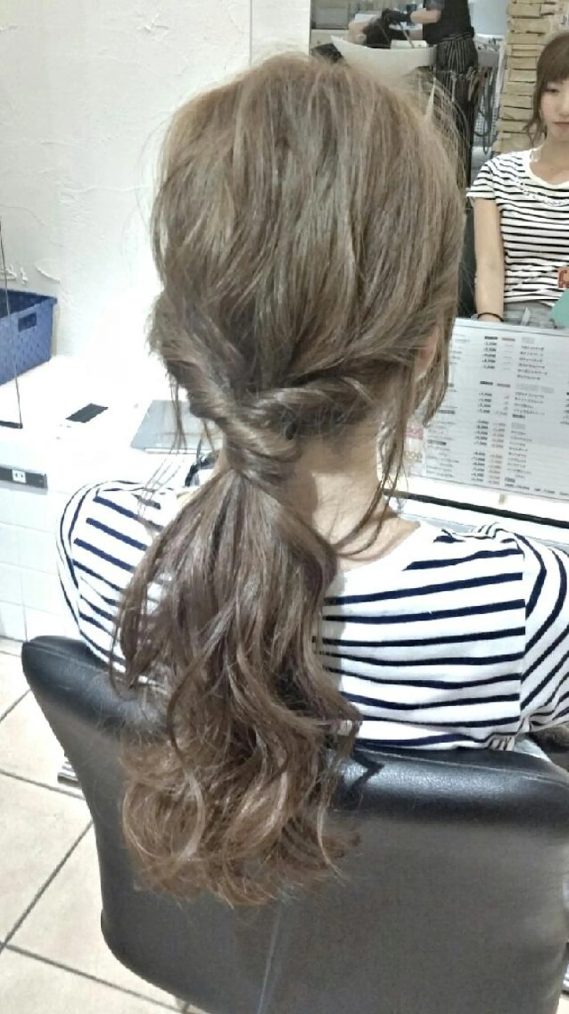 ミディアム セミロング ロング カラー ヘアアレンジ グレージュ 【髪質改善美容師】t occa茨木篠原健太のヘアスタイル