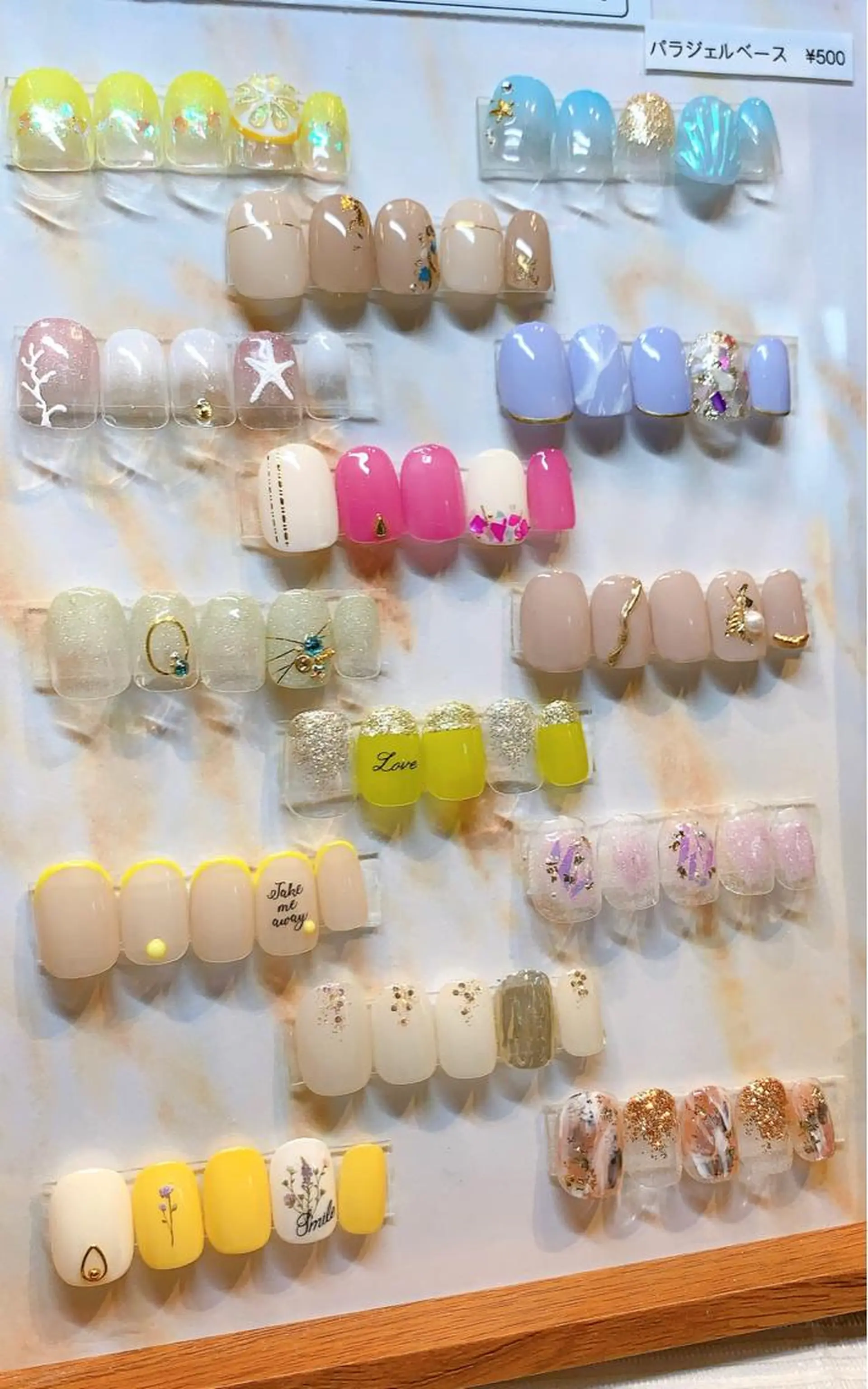 ネイル .. momoko🕊のネイルデザイン