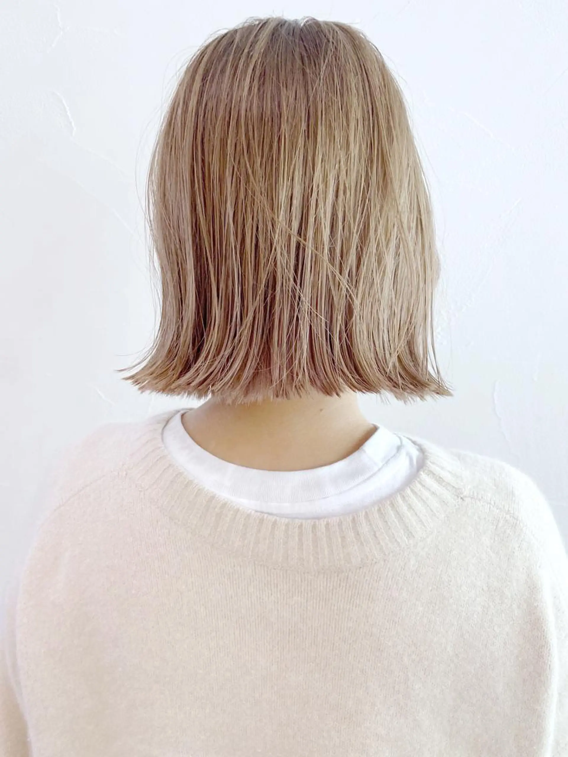 ミディアム カラー パーマ ヘアアレンジ ベージュカラー ボブ ITbyALBUM 中野店のヘアスタイル