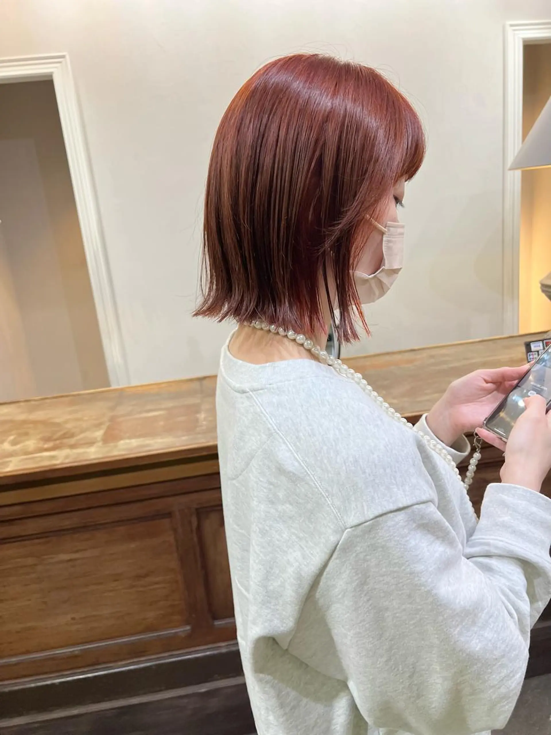 ショート カラー 切りっぱなしボブ ブリーチ ダブルカラー ブリーチなしカラー オレンジ カット ヘアカラー 千葉 郁也のヘアスタイル