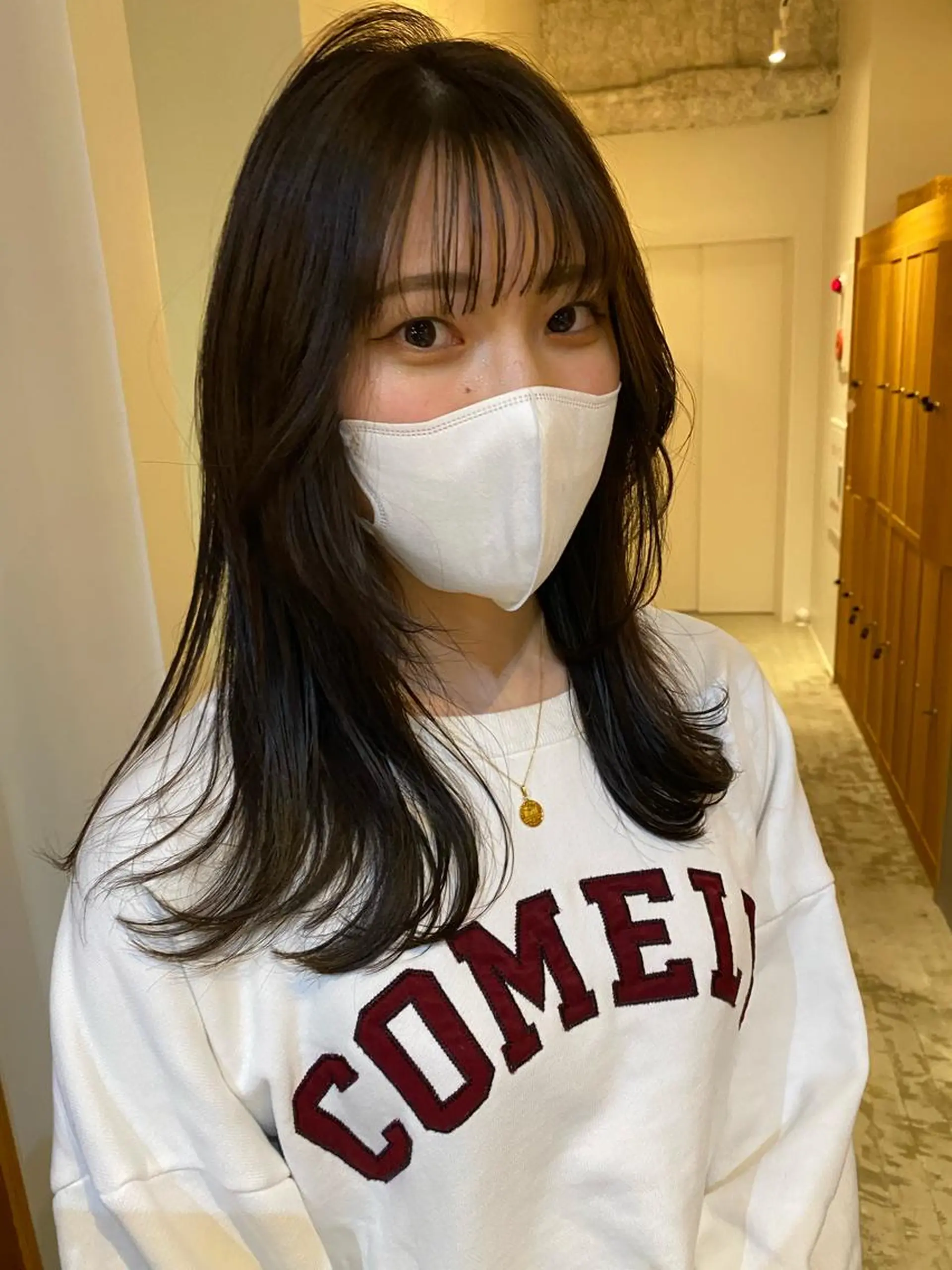 ロング カラー 砂原 ひよりのヘアスタイル