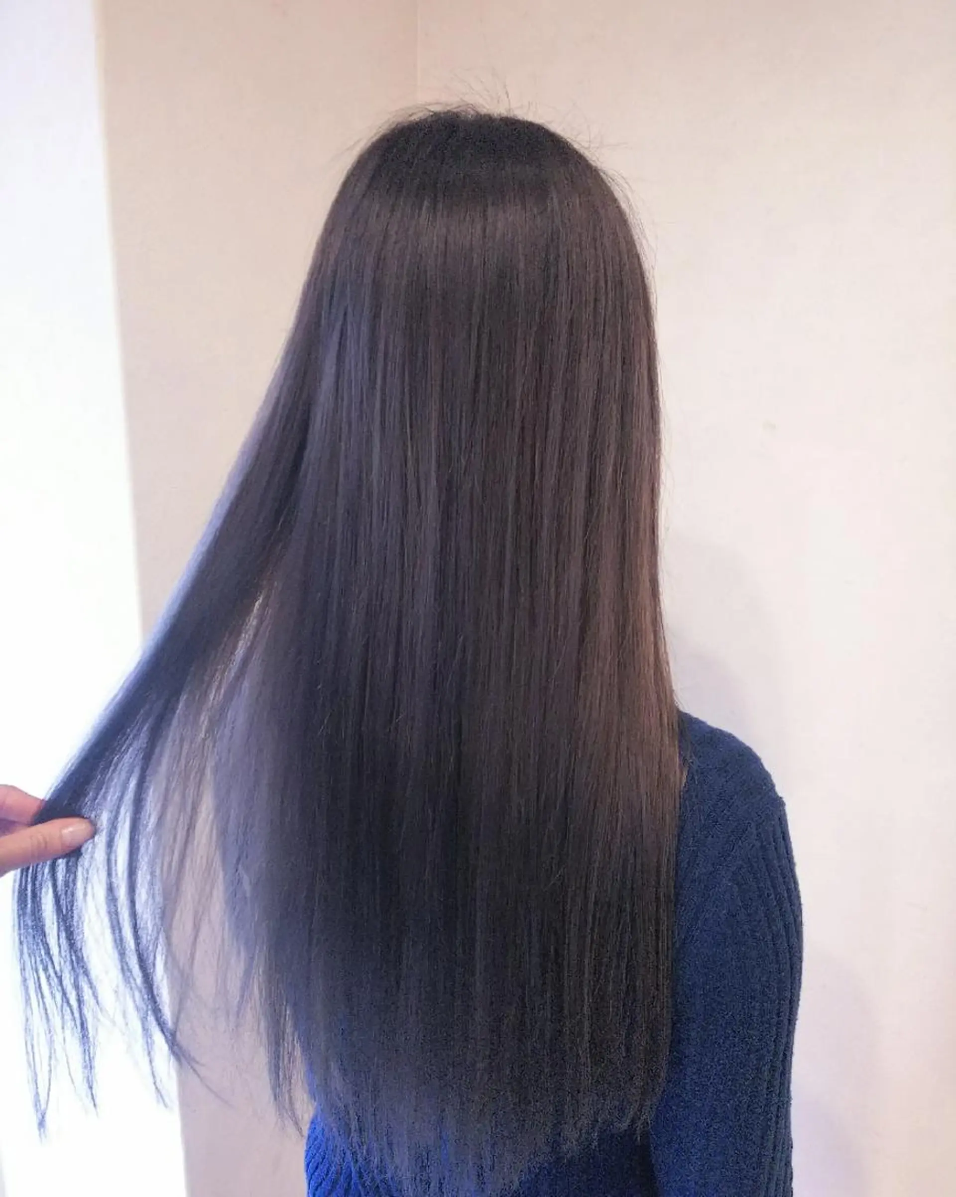 ロング カラー グレージュ JIL BLAN 京都所属・RU RIのヘアスタイル