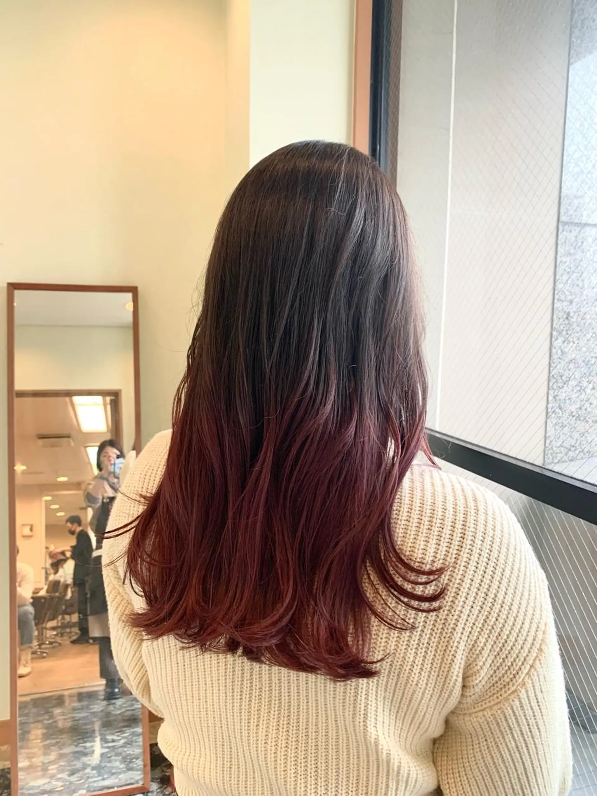 ロング カラー グラデーションカラー ピンクカラー ヘアカラー yuri🌼 NUMBER 天王寺のヘアスタイル