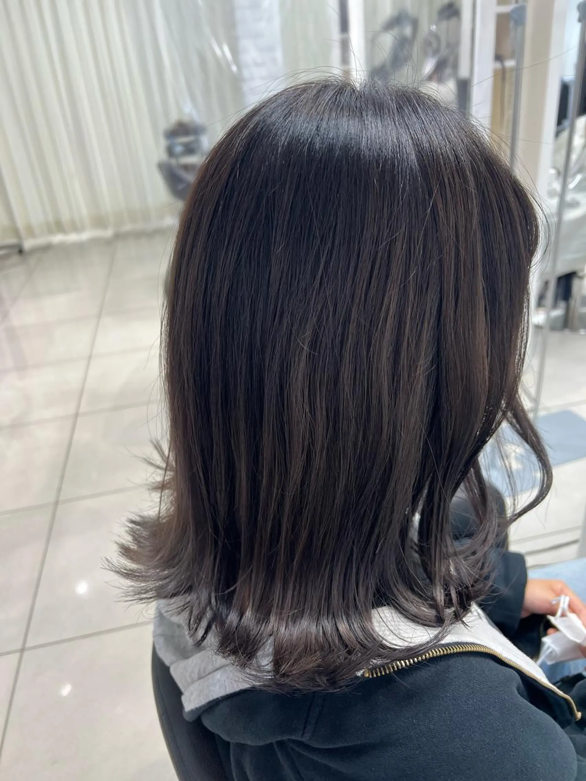 セミロング カラー ブルーカラー 透明感カラー グレージュ ラベンダーカラー ラベンダーグレージュ カット ヘアカラー 【暖色カラー特化】 中山由梨のヘアスタイル