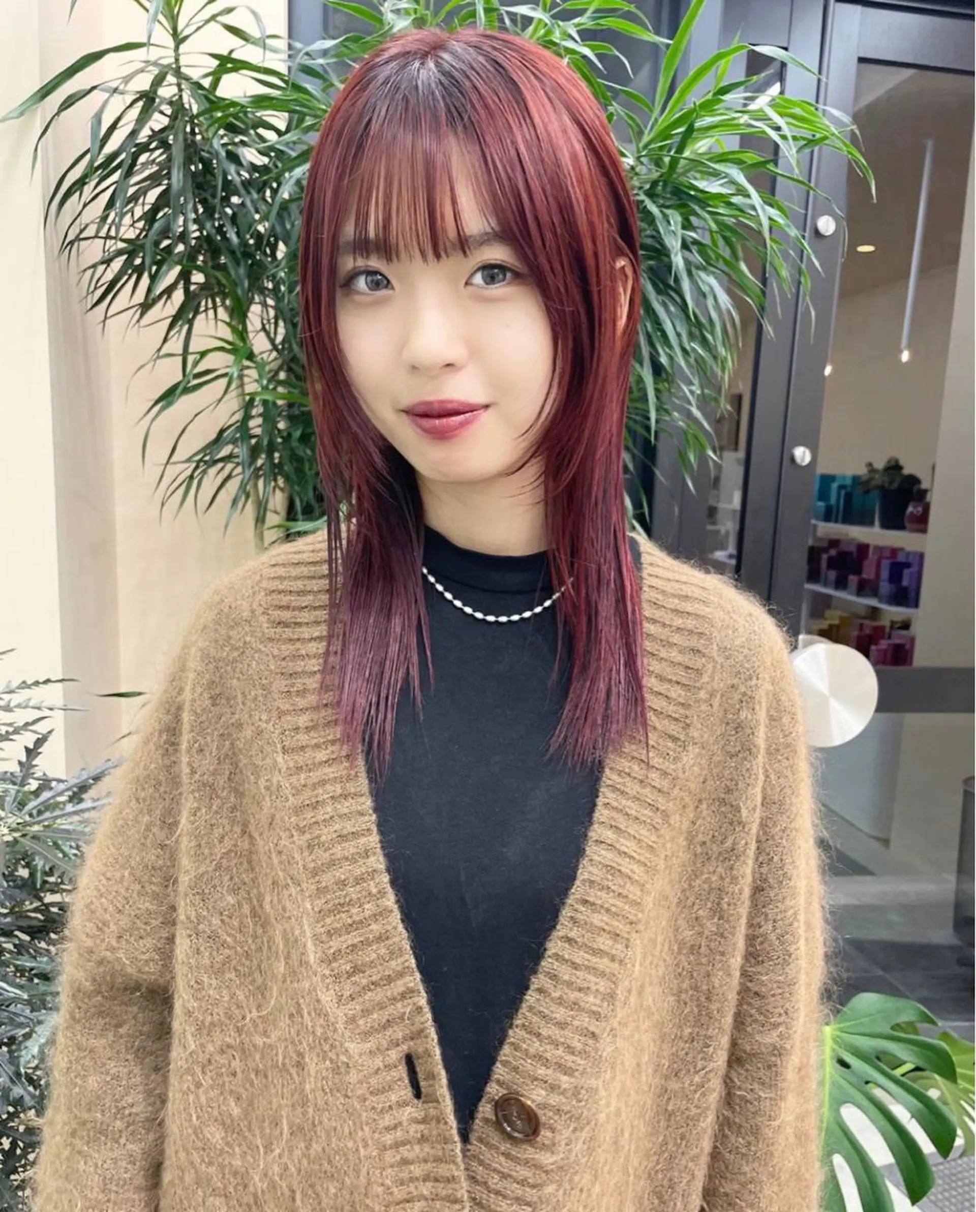 セミロング カラー スパイキーショート パーマ　具志堅　太志のヘアスタイル