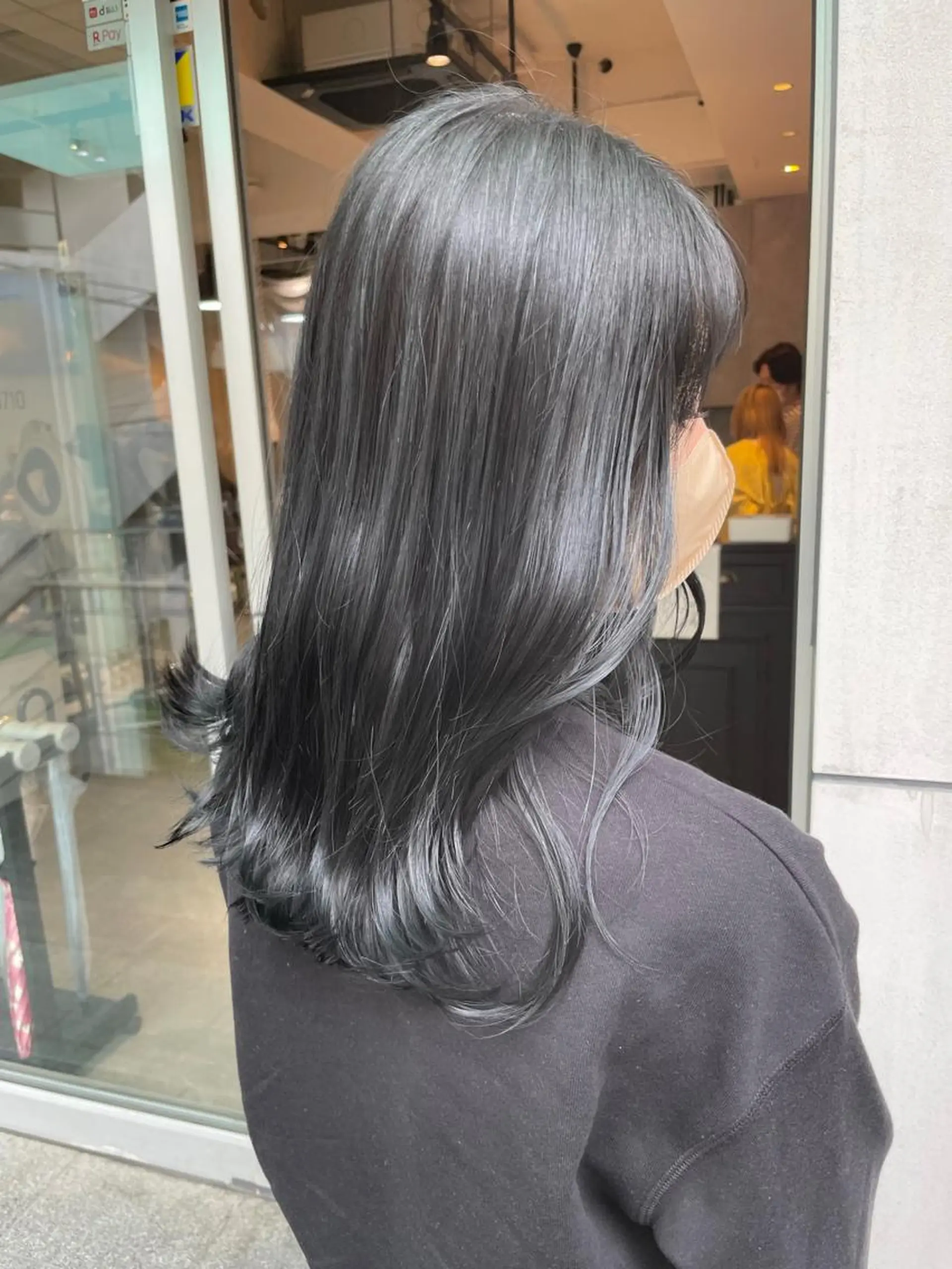 セミロング カラー ヘアカラー 🌹TikTok４万 ﾌｫﾛﾜｰ🌹AKIのヘアスタイル