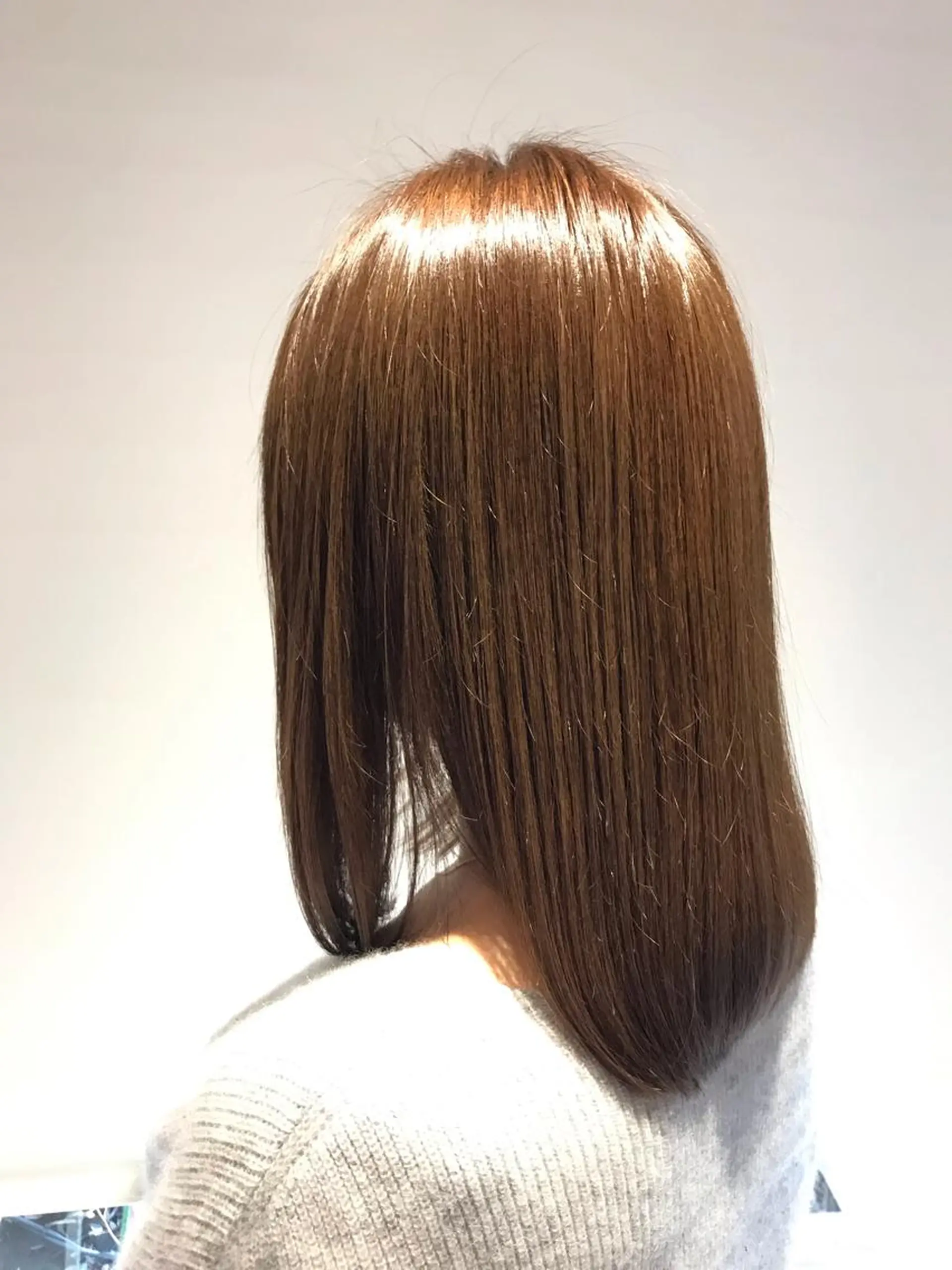 セミロング カラー BIANCO北堀江 AKANEのヘアスタイル