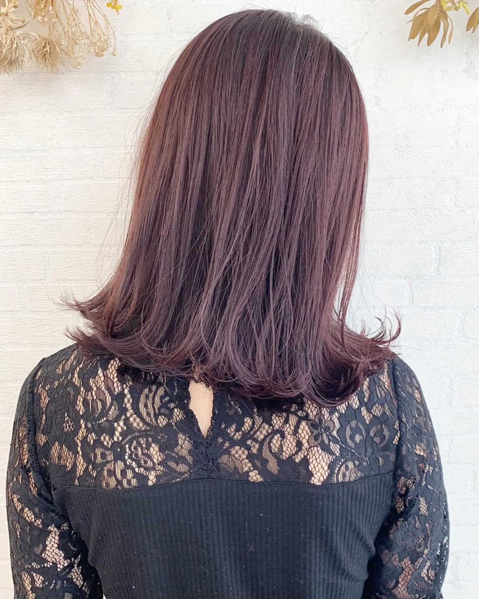 ミディアム カラー 立川 奈那子のヘアスタイル