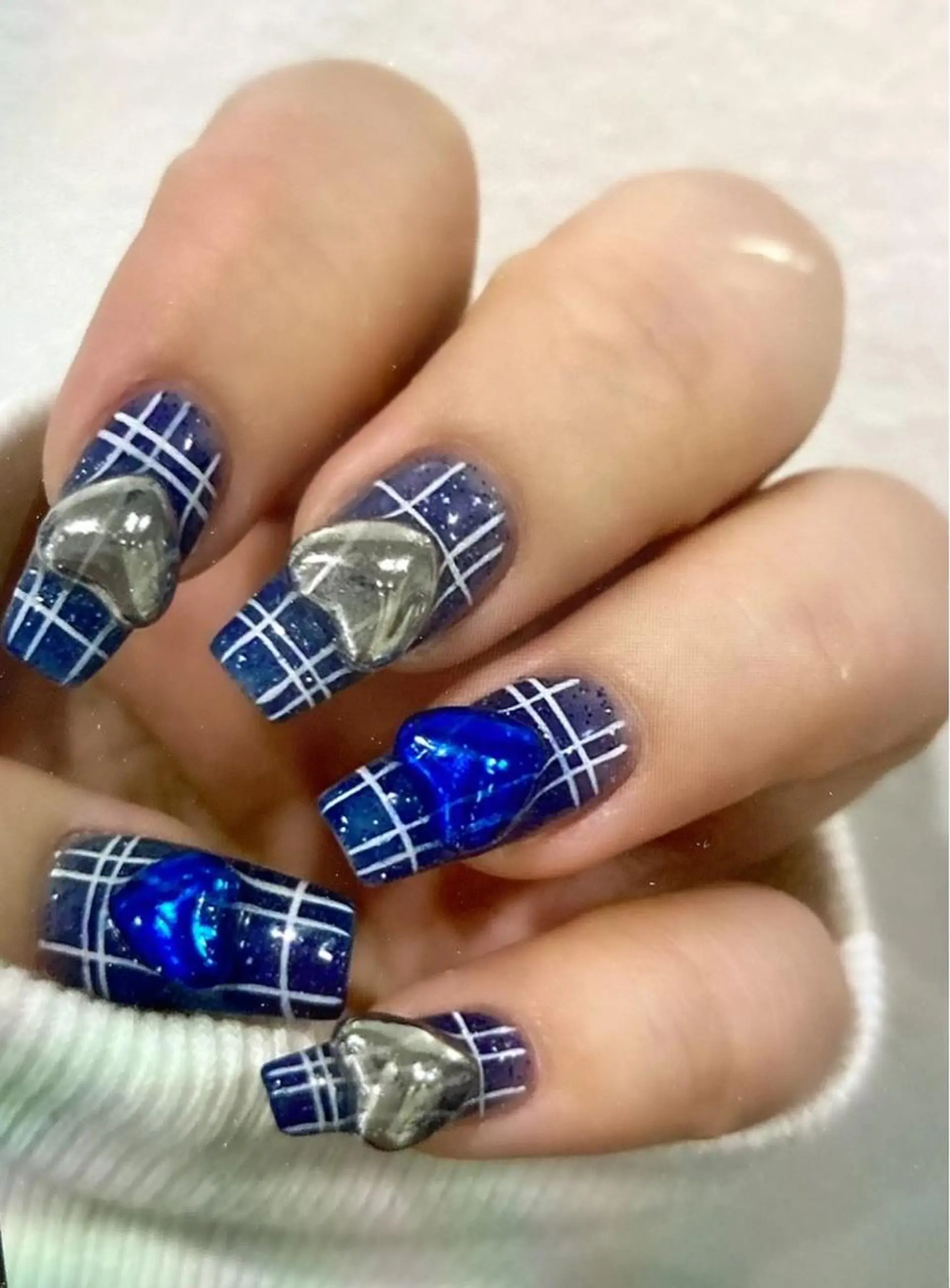 ネイル マツエク・マツパ アイブロウ 眉カラー 韓国風マツエク パリジェンヌラッシュリフト まつげパーマ ワンホンマツエク ハンドネイル Nail&eye Belire 新宿のネイルデザイン