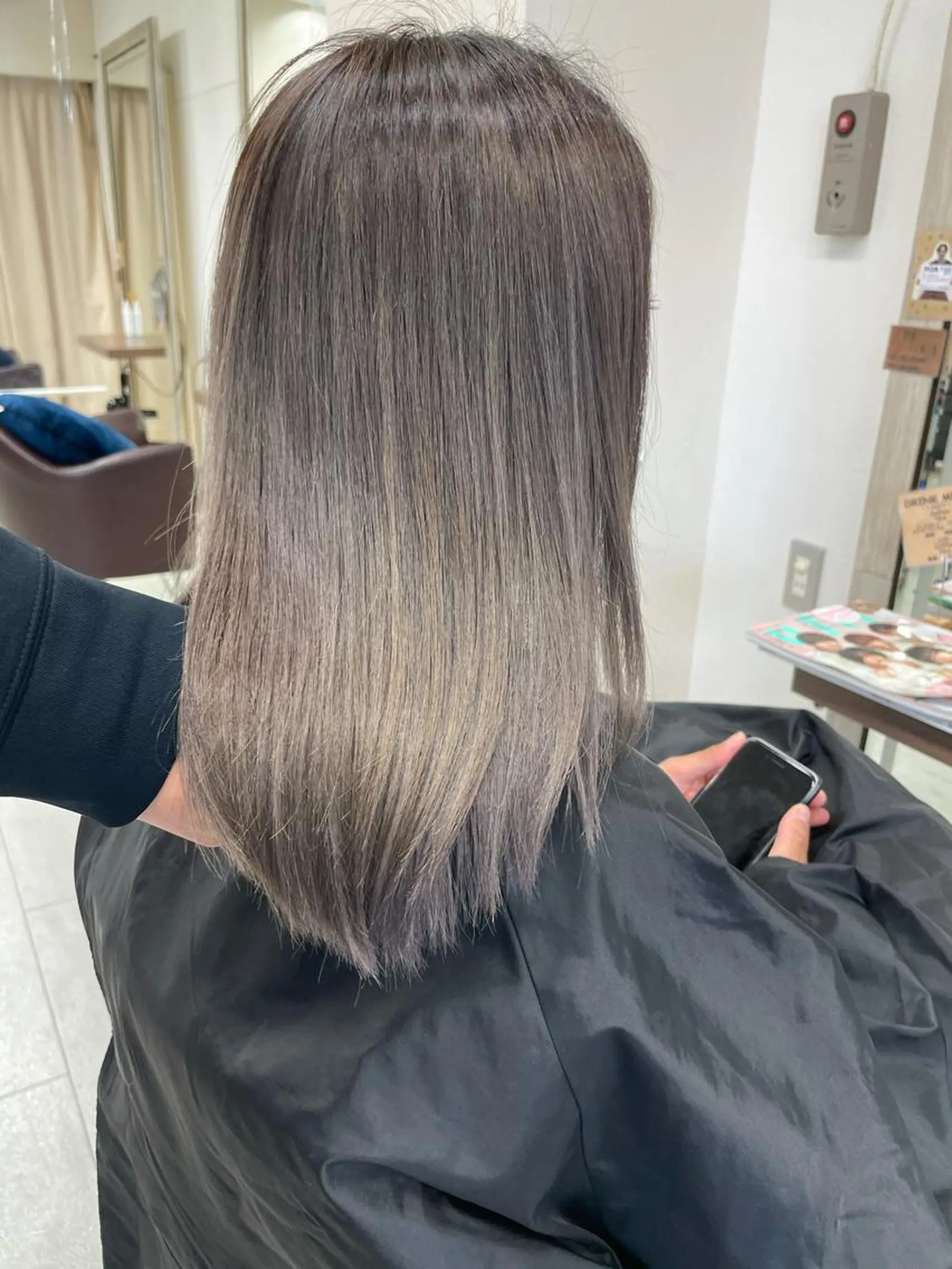 ミディアム ヘアカラー カラー職人/上川原 雄飛のヘアスタイル