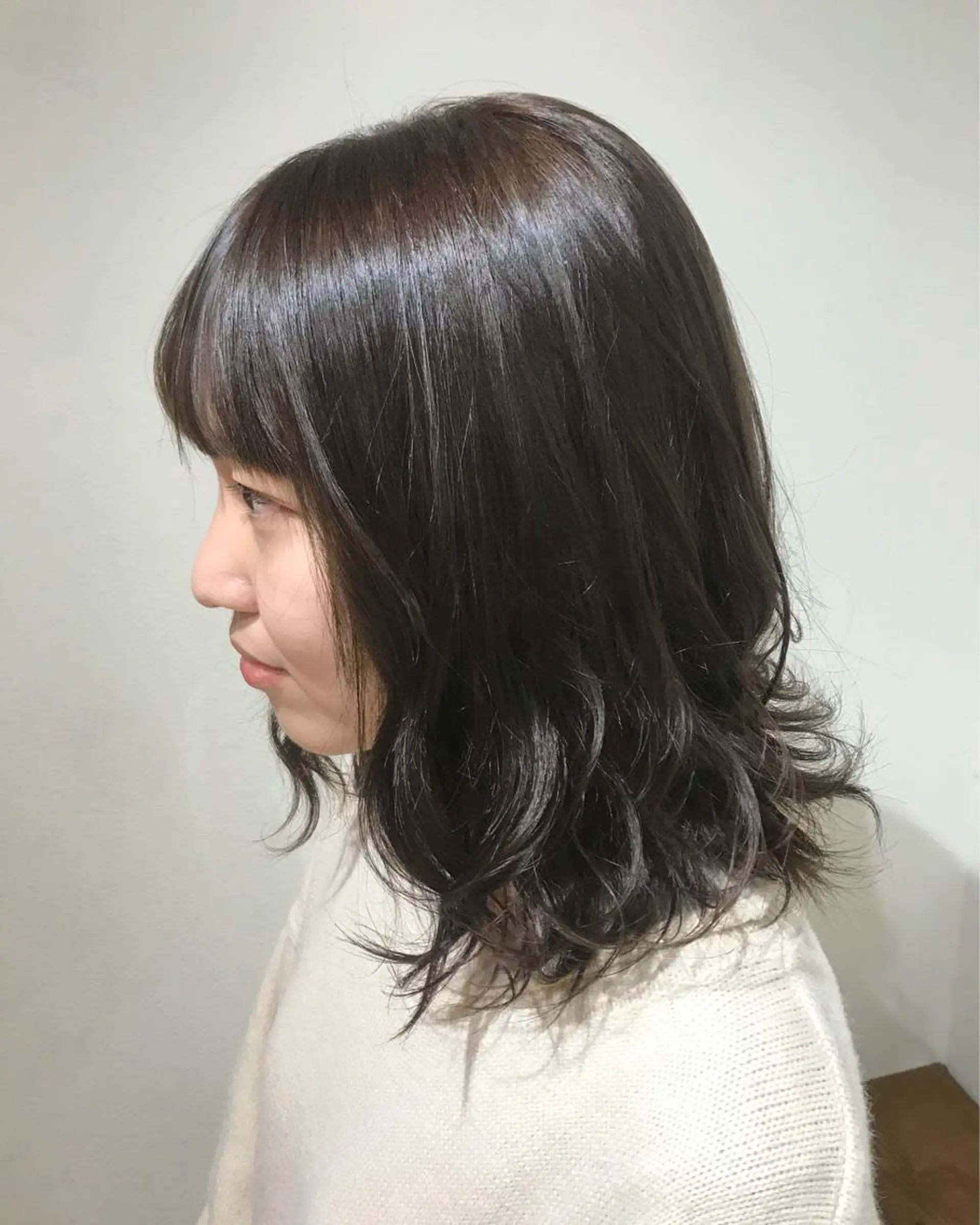 ミディアム カラー ベージュカラー ブリーチ ブリーチなしカラー オリーブベージュ 【メンズショート 特化】村斎　伶次のヘアスタイル