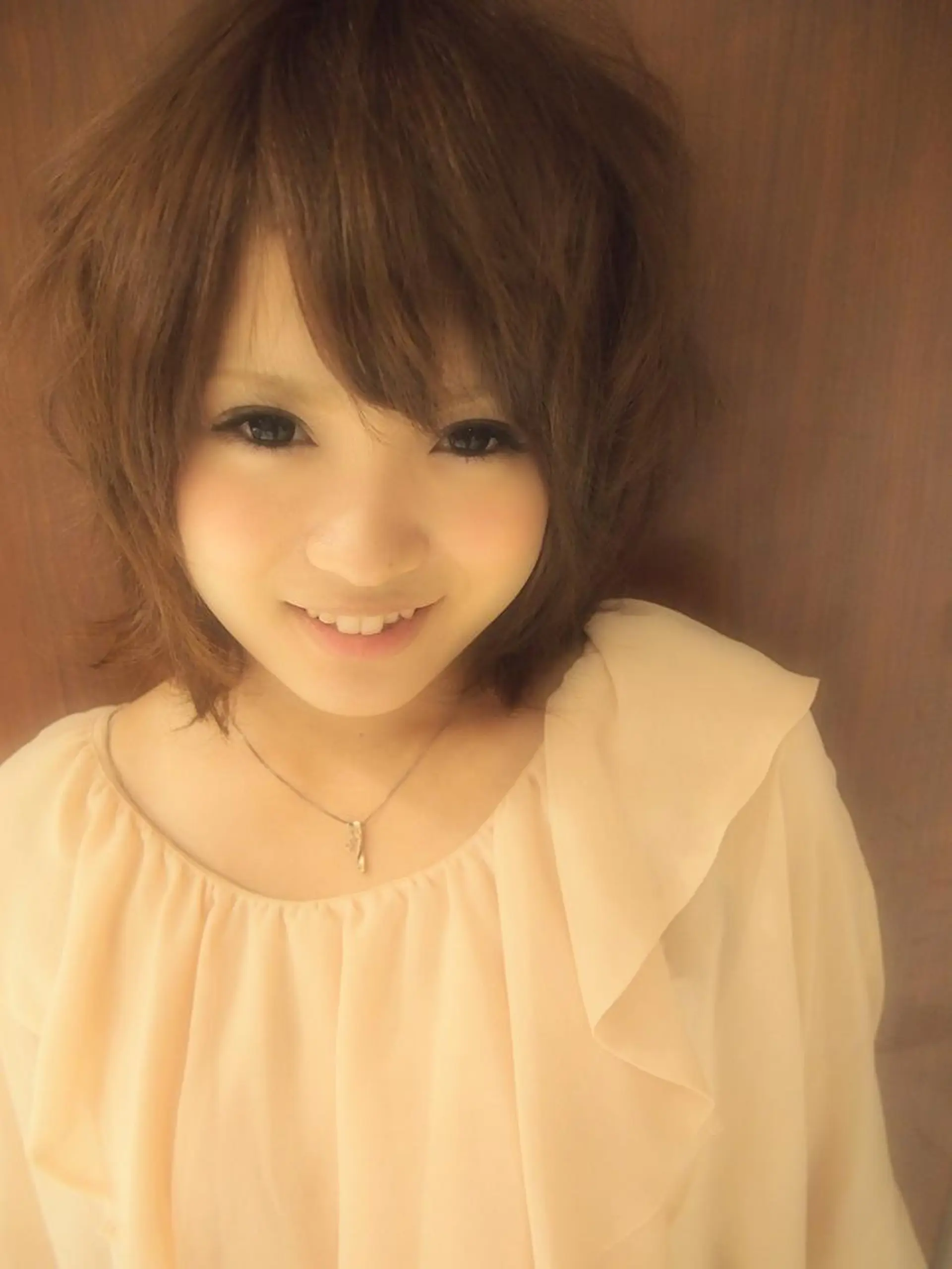 ショート ミディアム tuuli トゥーリのヘアスタイル