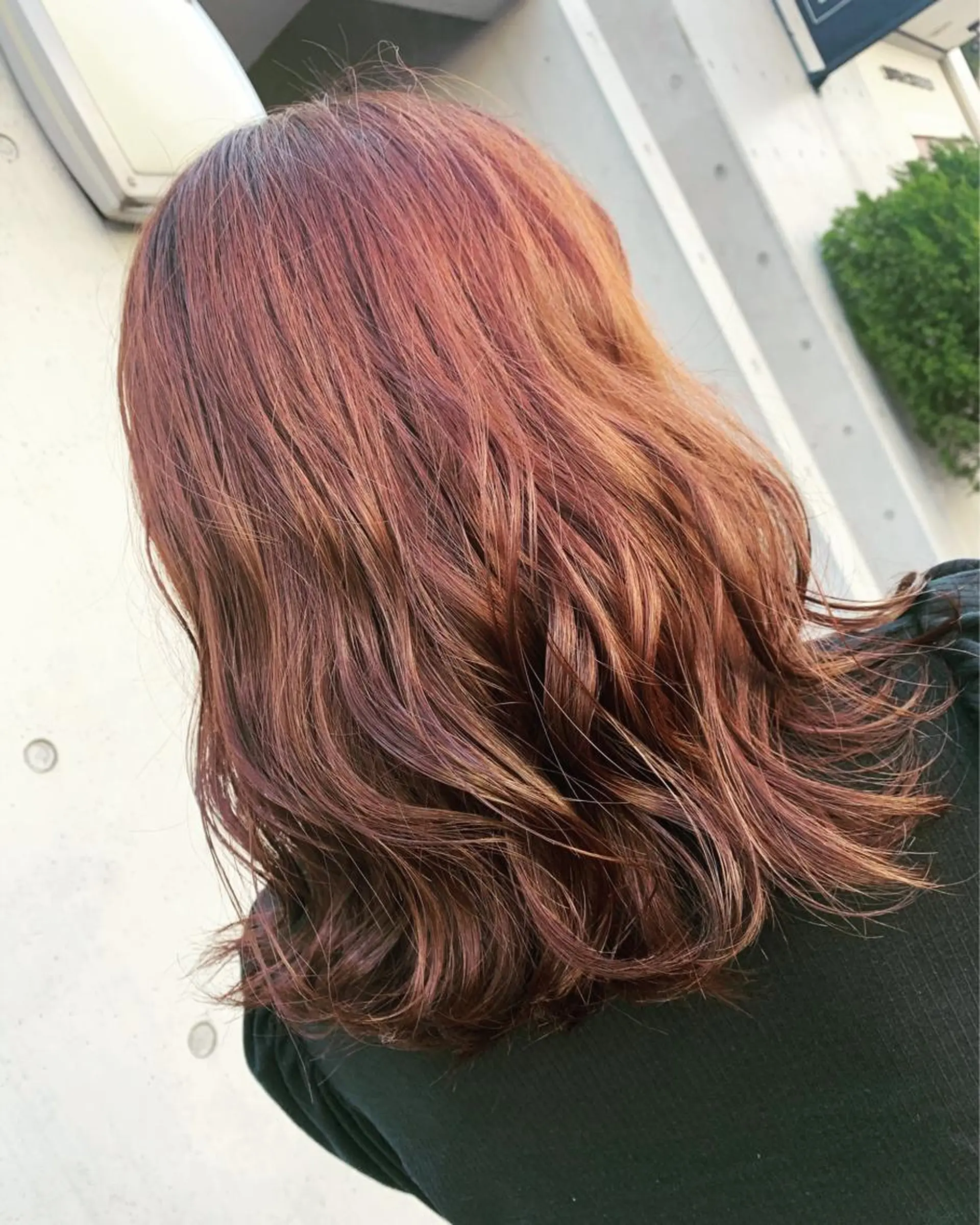 セミロング オレンジブラウン 通い続けられるサロン ママ美容師　明日香のヘアスタイル
