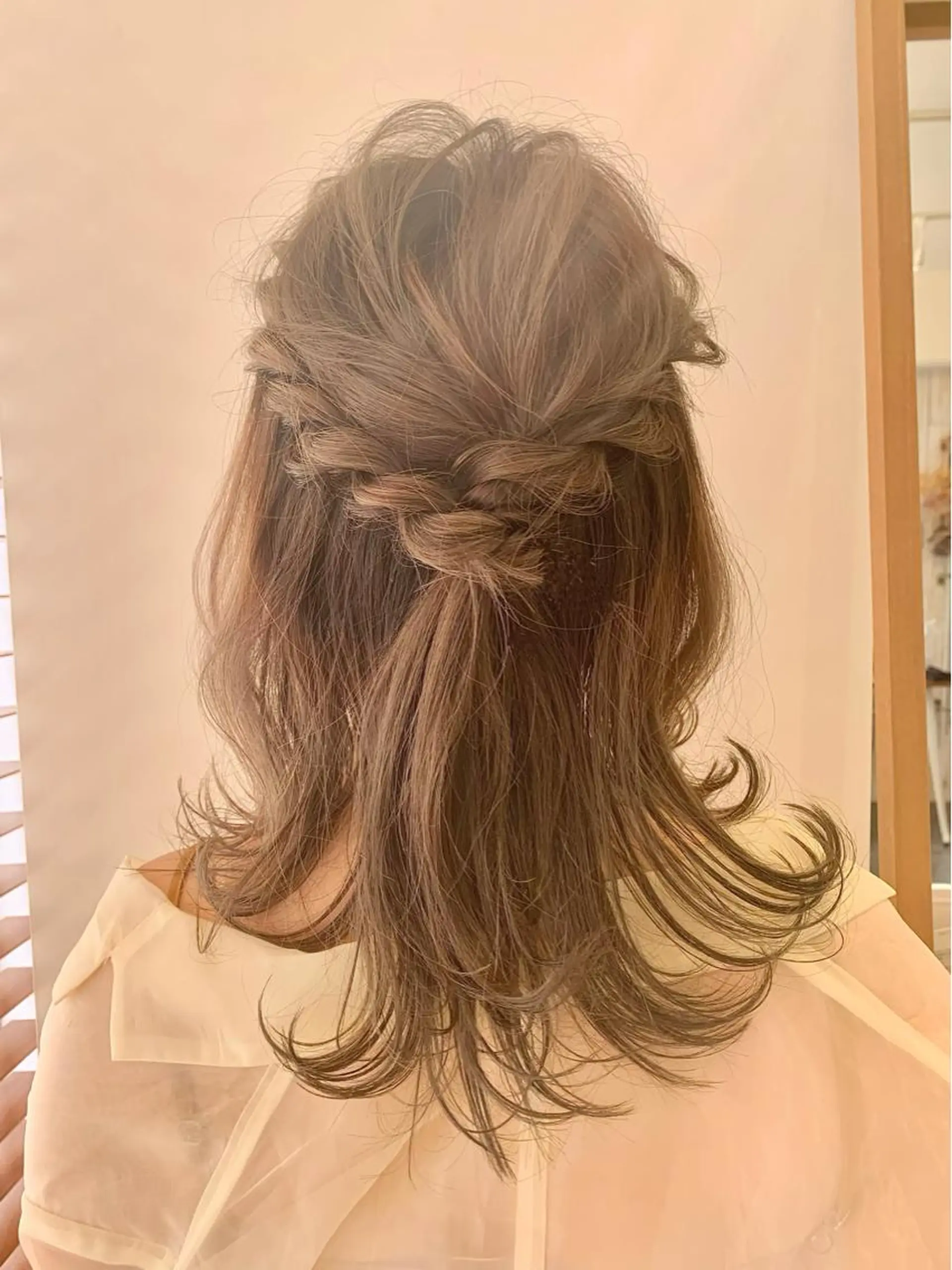 ミディアム ヘアアレンジ ハーフアップ 髪質改善☆ 縮毛矯正miyuのヘアスタイル