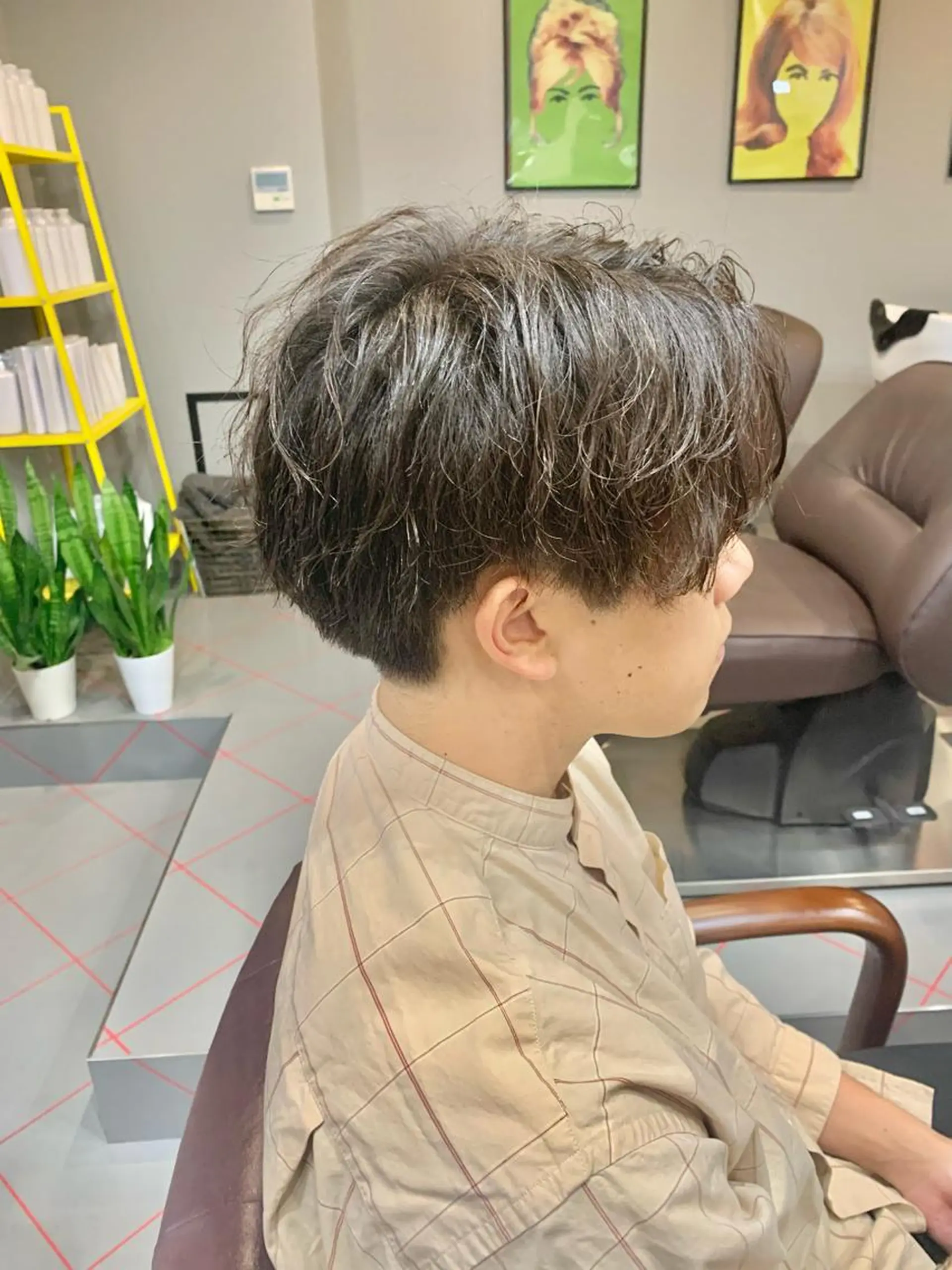 ショート パーマ メンズ センターパート メンズパーマ 波巻きパーマ 【扱いやすいパーマ】 眞鍋拓己のヘアスタイル