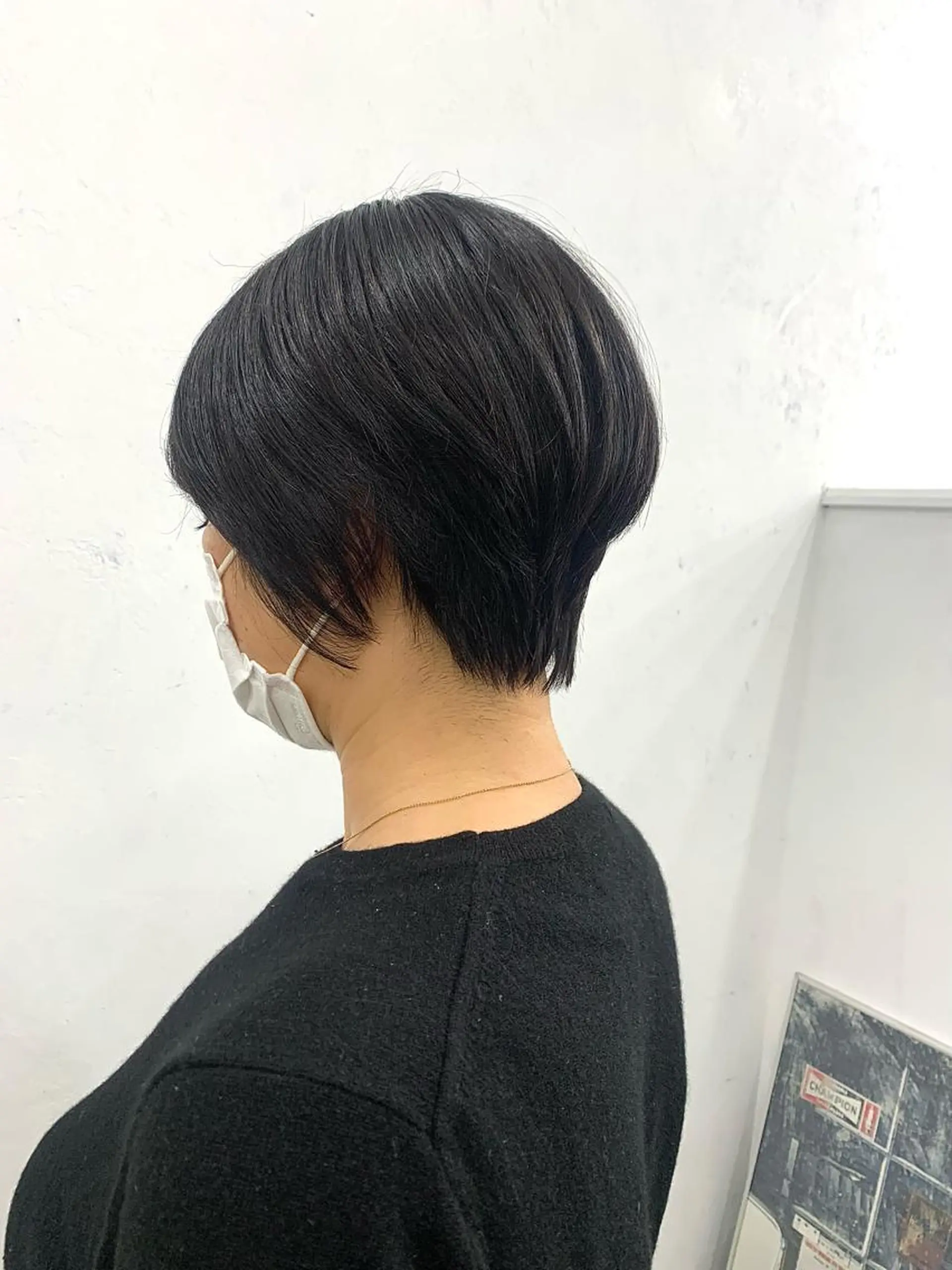 ショート レイヤー ハイトーン 暖色⭐︎KANAKOのヘアスタイル