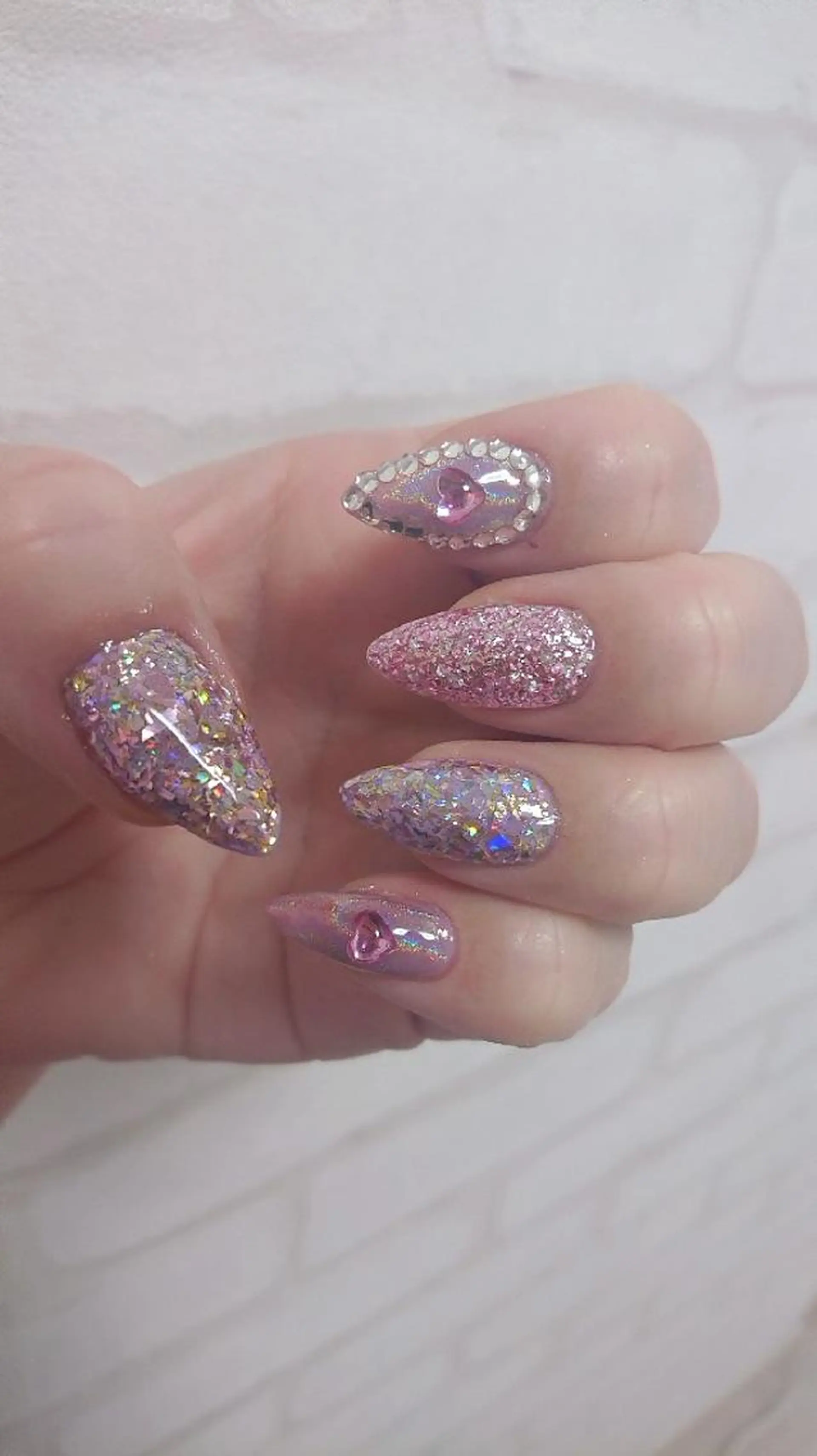 ネイル キラキラネイル JEWEL nailのネイルデザイン