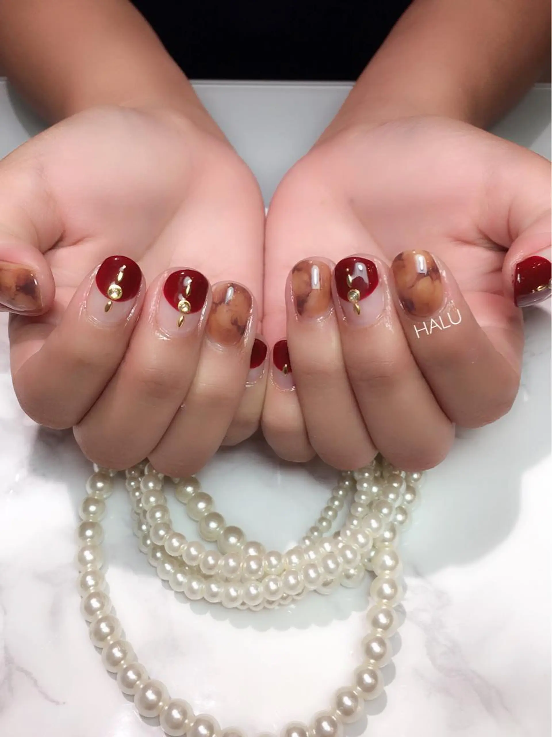 ネイル べっ甲ネイル ボルドー クリアネイル HALU ハルのネイルデザイン
