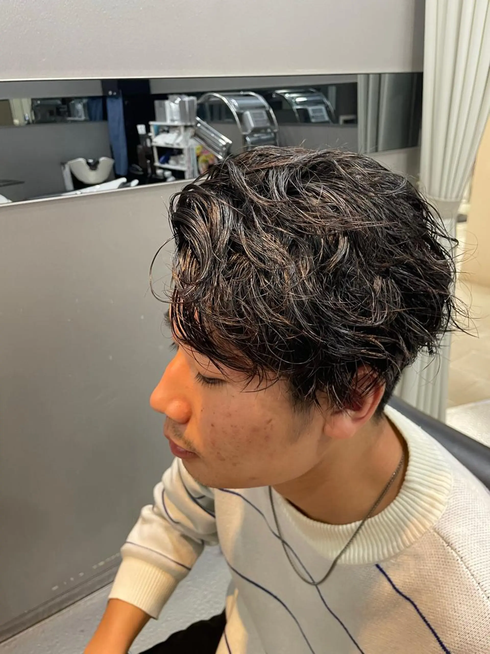 パーマ メンズ ルキ🌈ブリーチカラ ー&メンズパーマ🦄のヘアスタイル