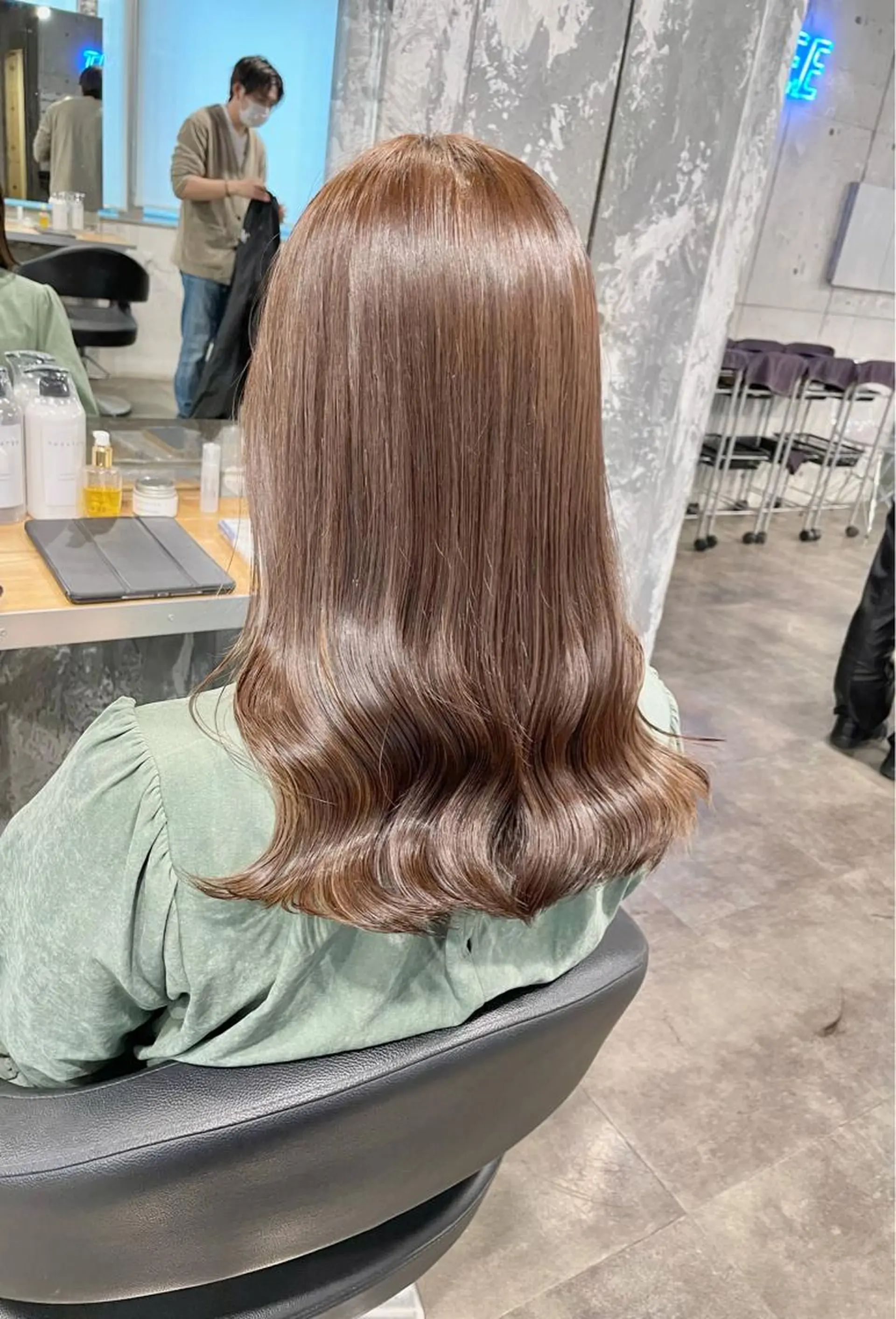 ロング カラー ヘアカラー ヘッドスパ ヘアセット ベージュカラー💖 やすひろのヘアスタイル
