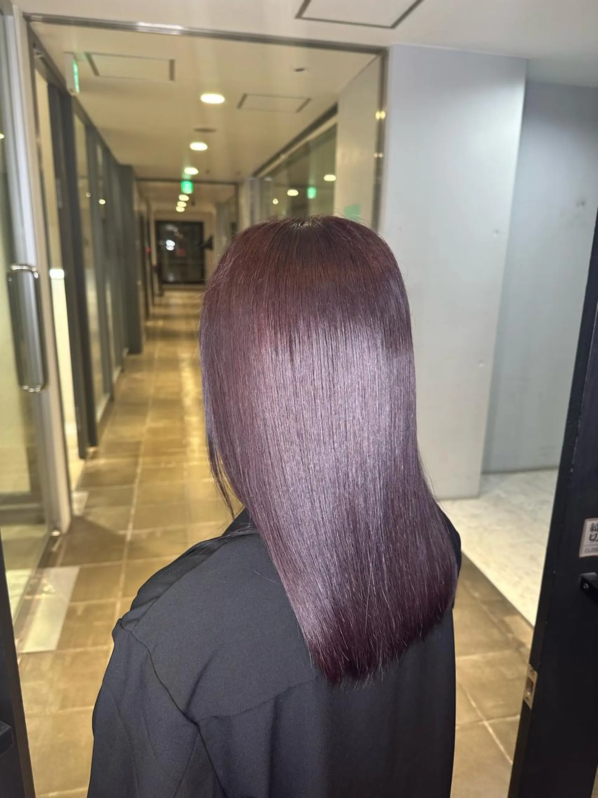 カラー ヘアカラー 奥田 星来のヘアスタイル