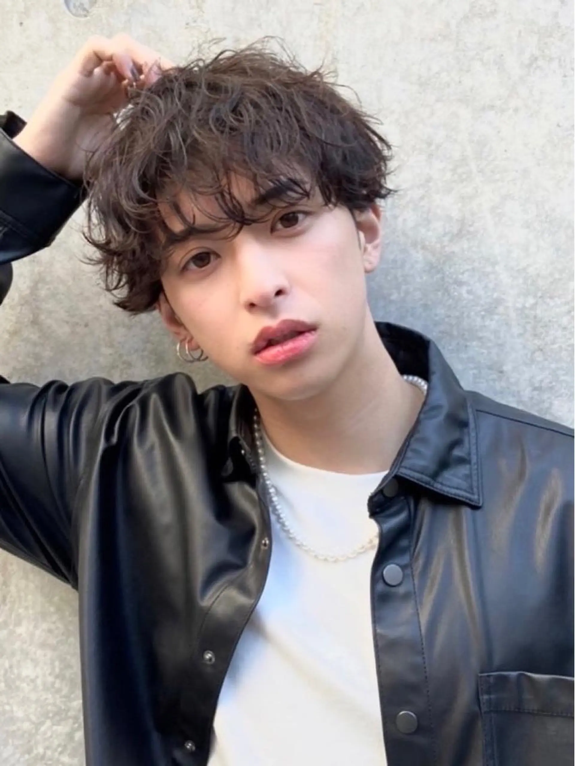 ショート パーマ メンズ カット パーマ トリートメント ヘアセット ☘️ブリーチ/ハイト ーン/レイヤー/のヘアスタイル