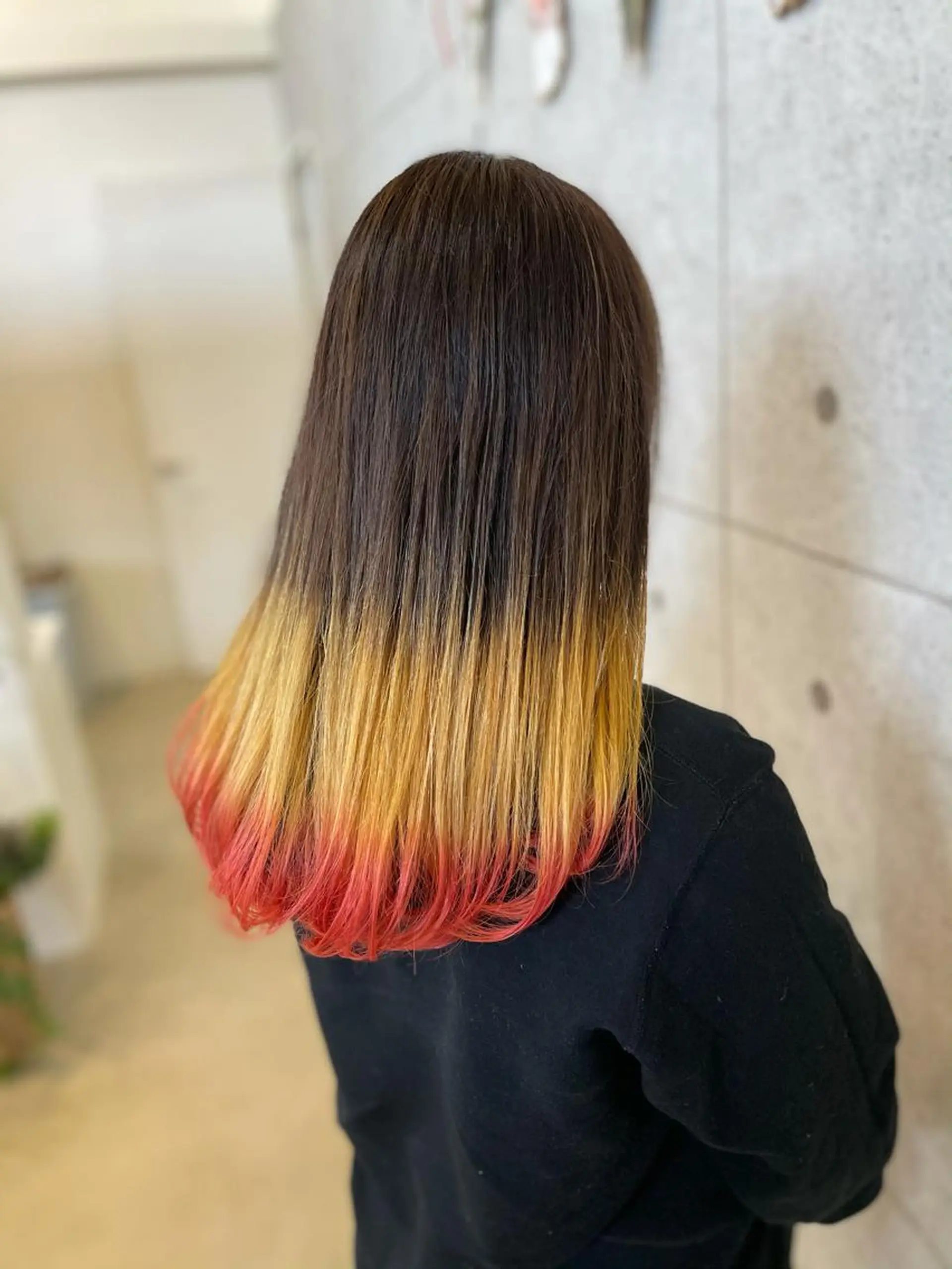 セミロング カット ヘアカラー 國井 瑞貴のヘアスタイル