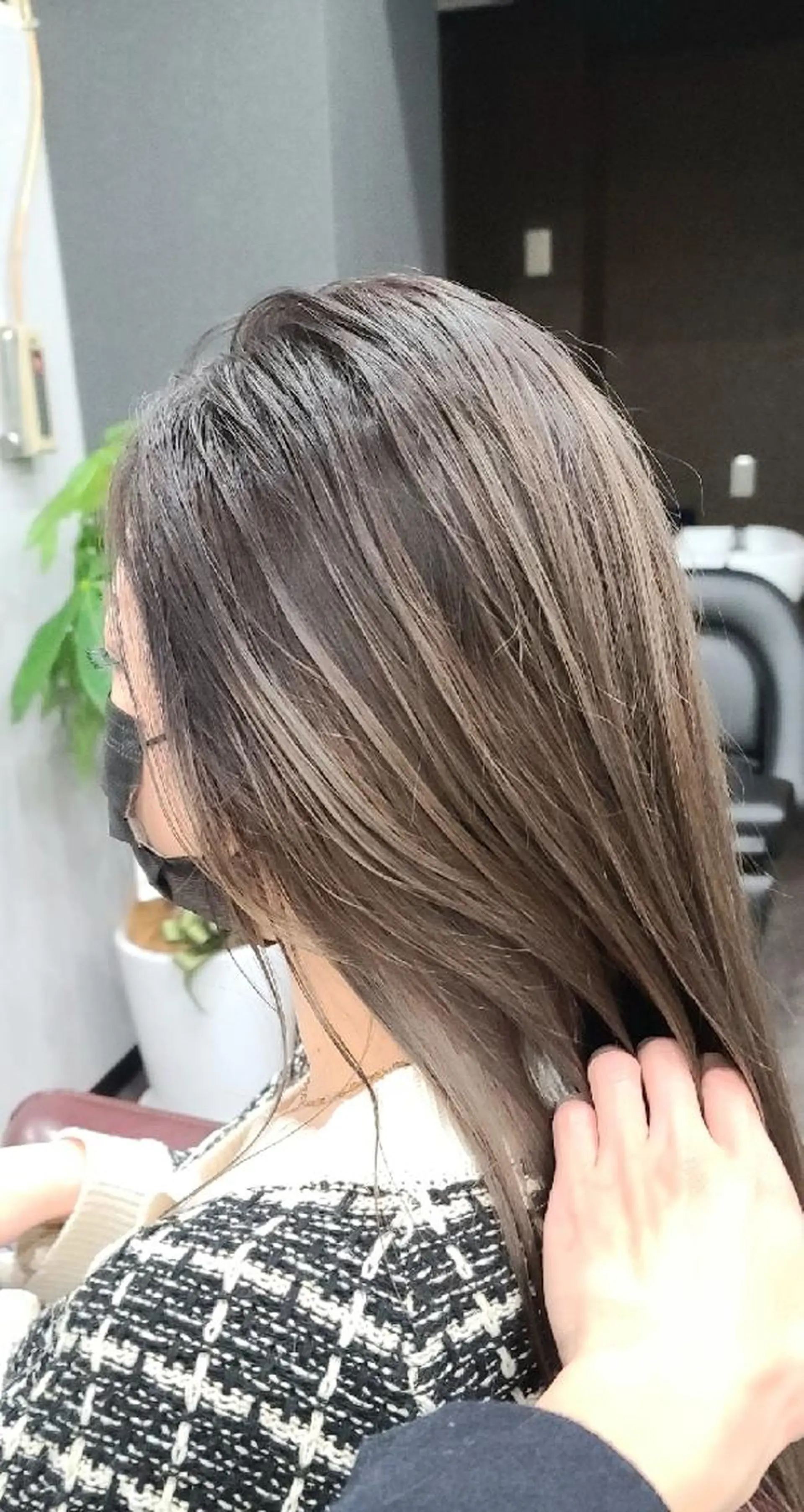 ロング カラー バレイヤージュ レイヤーカット カット ヘアカラー トリートメント 井澗 修二のヘアスタイル