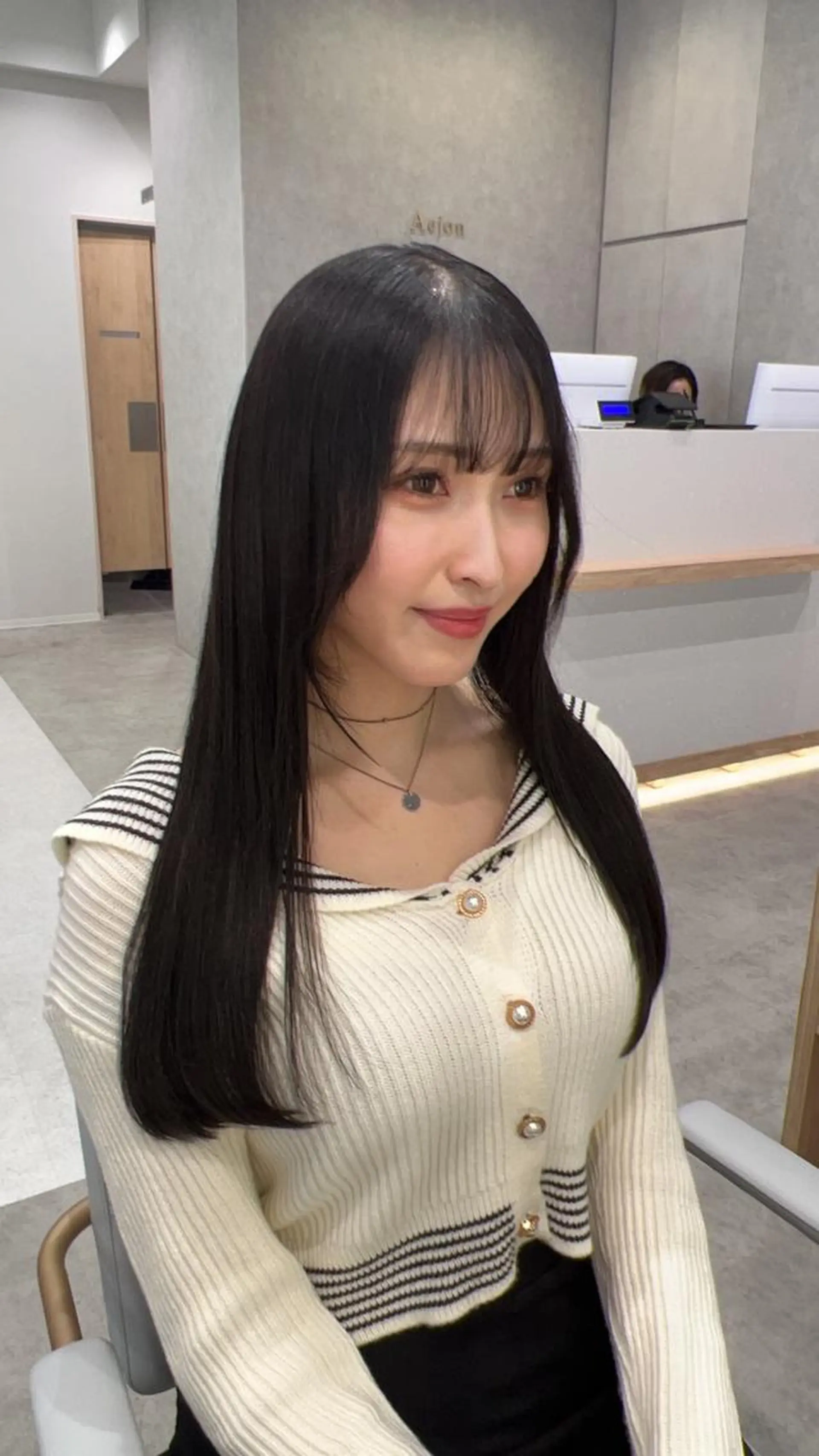 ロング 縮毛矯正 レイヤー×韓国 🇰🇷鈴木啓太のヘアスタイル
