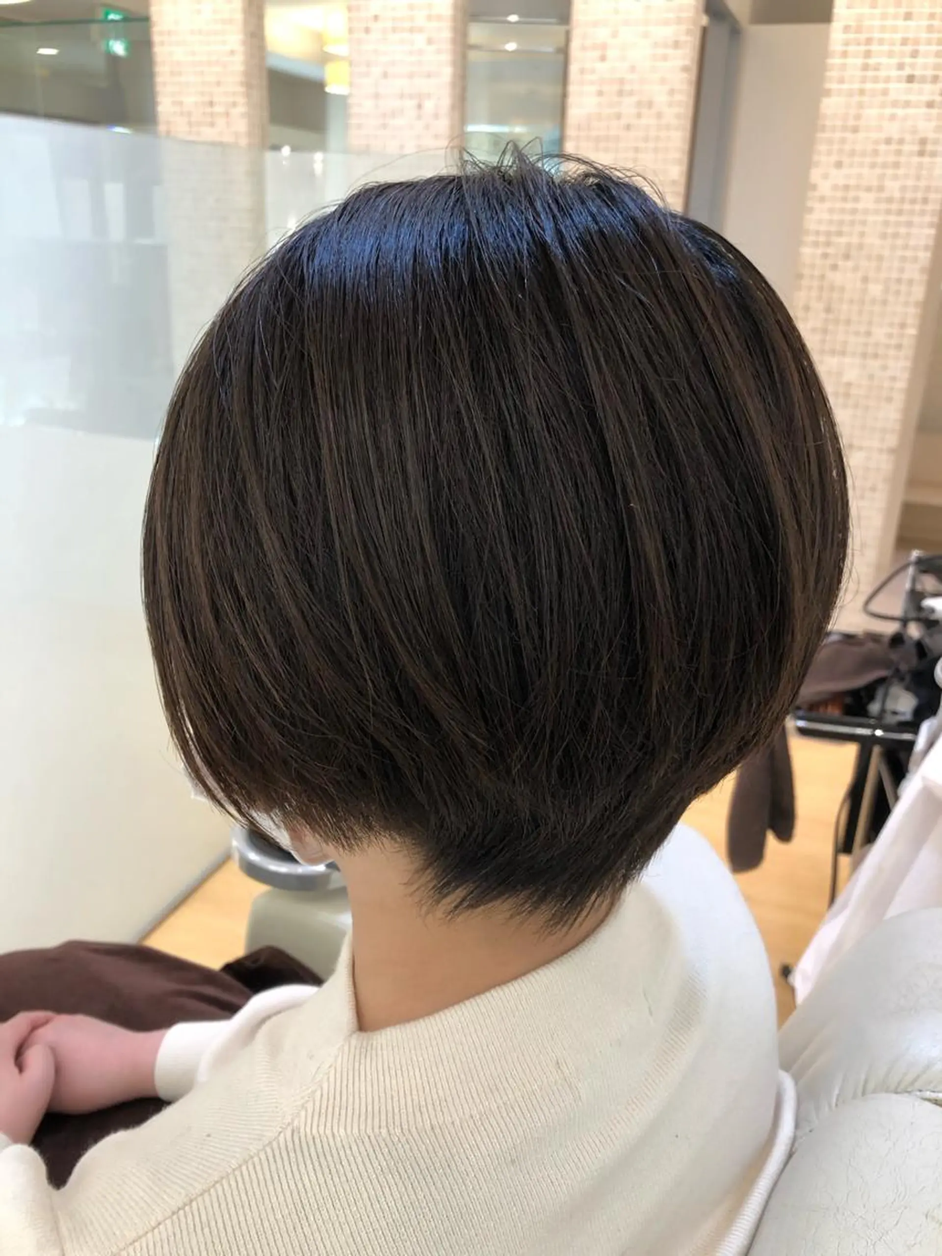 ショート ショートボブ ボブレイヤー ボブ レイヤーカット ショートヘア 山岡 徹也のヘアスタイル