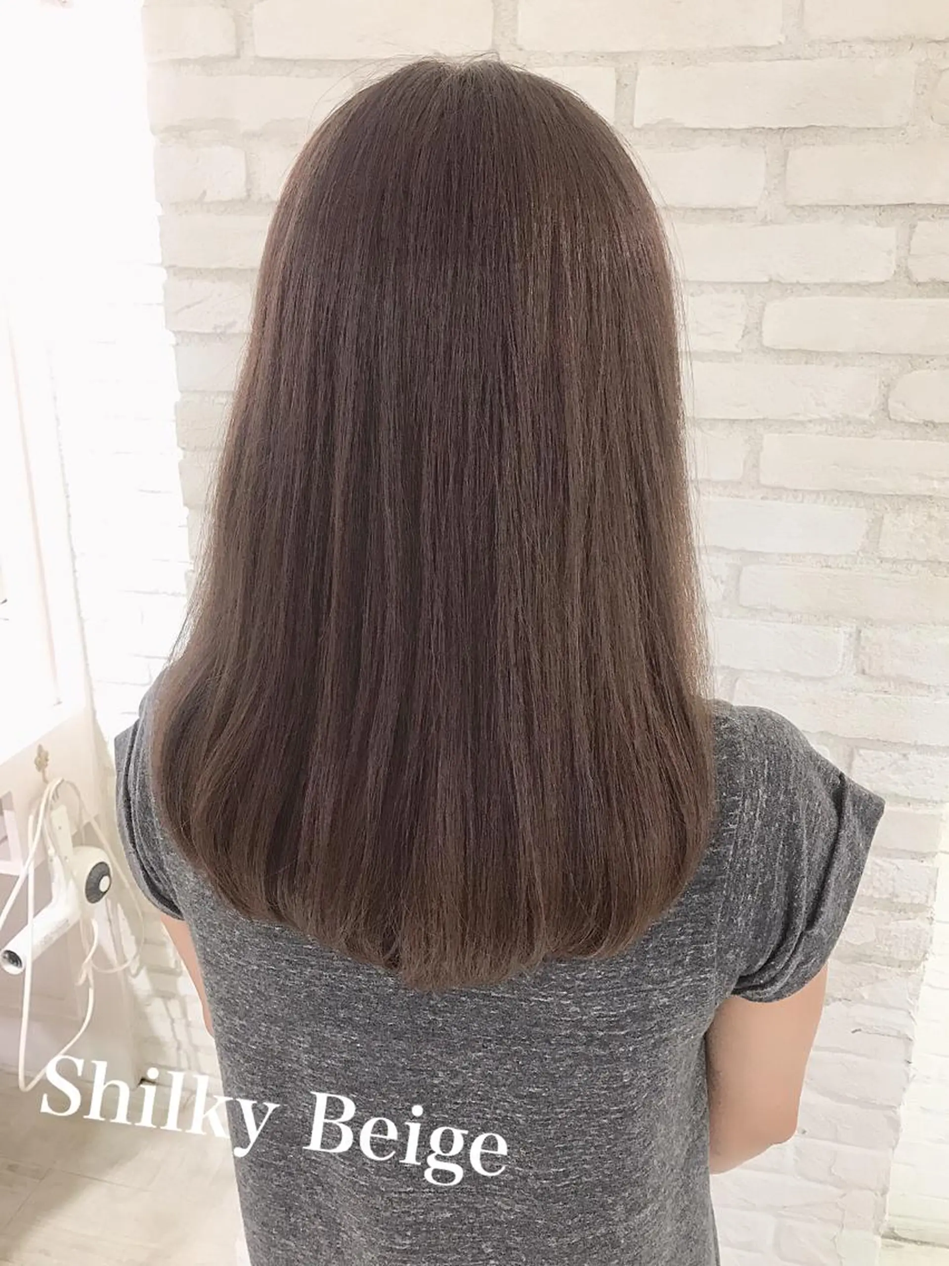 セミロング カラー ブリーチ 透明感カラー ブリーチなしカラー 縮毛矯正 トリートメント ❣️モテ髪❣️佐野 圭佑のヘアスタイル