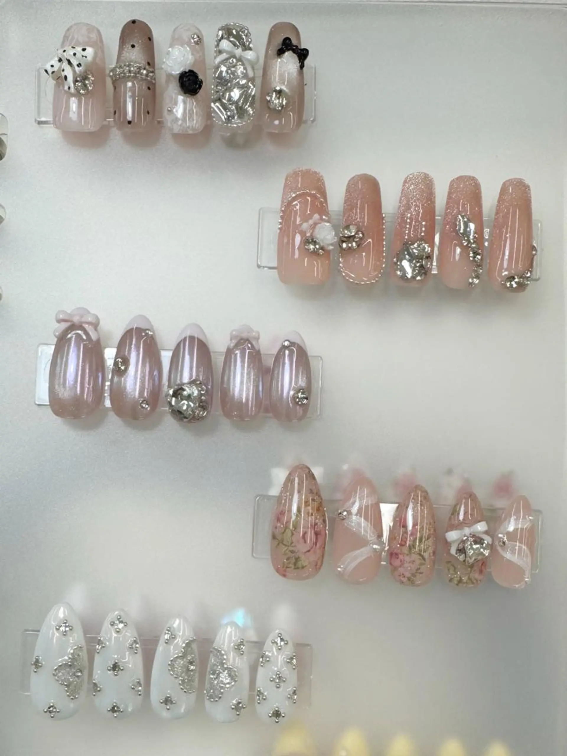 ネイル NAIL atre AIKOのネイルデザイン