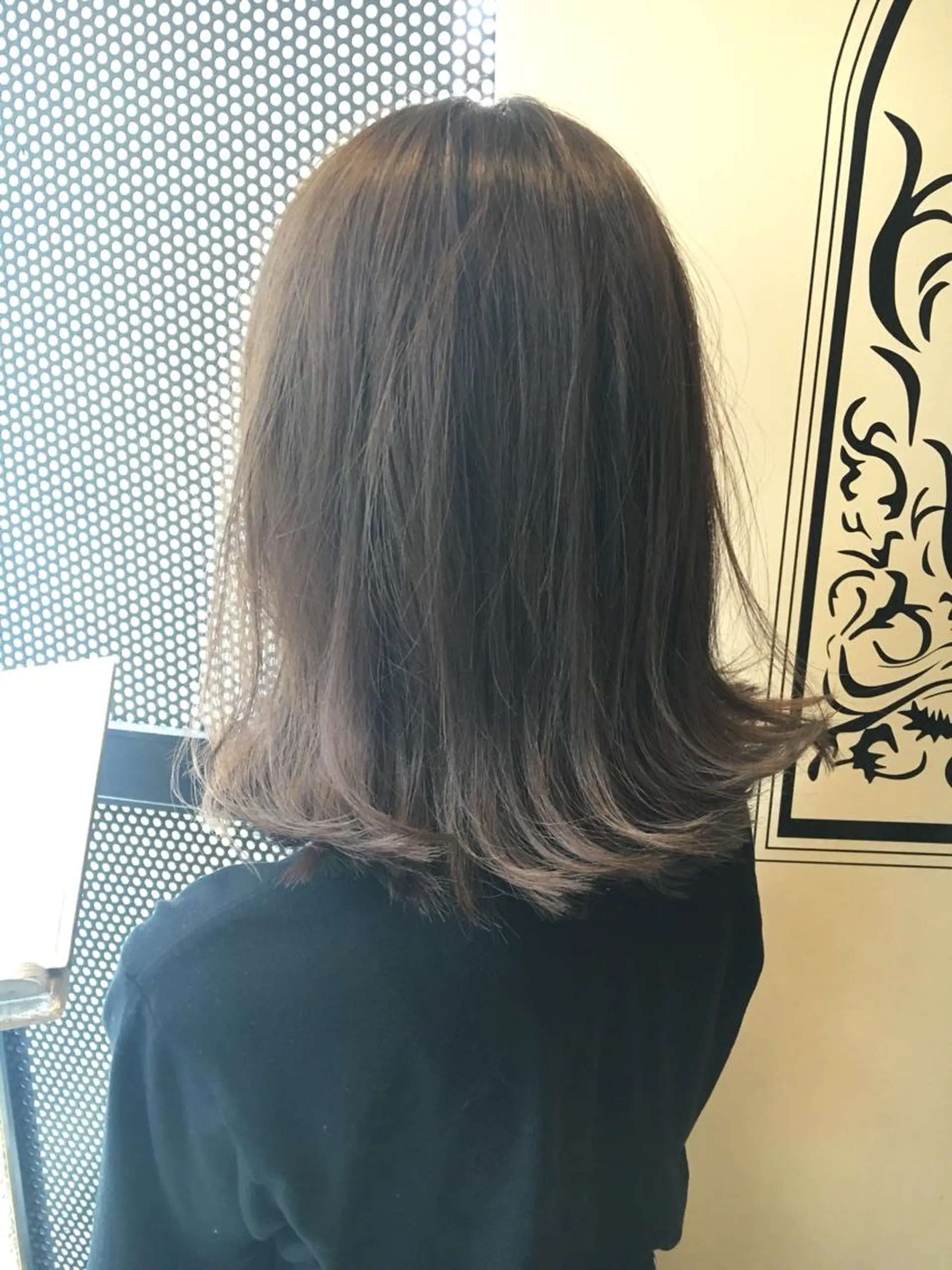 ミディアム カラー 透明感カラー グラデーションカラー ボブ 外ハネヘア 北條 優輝のヘアスタイル