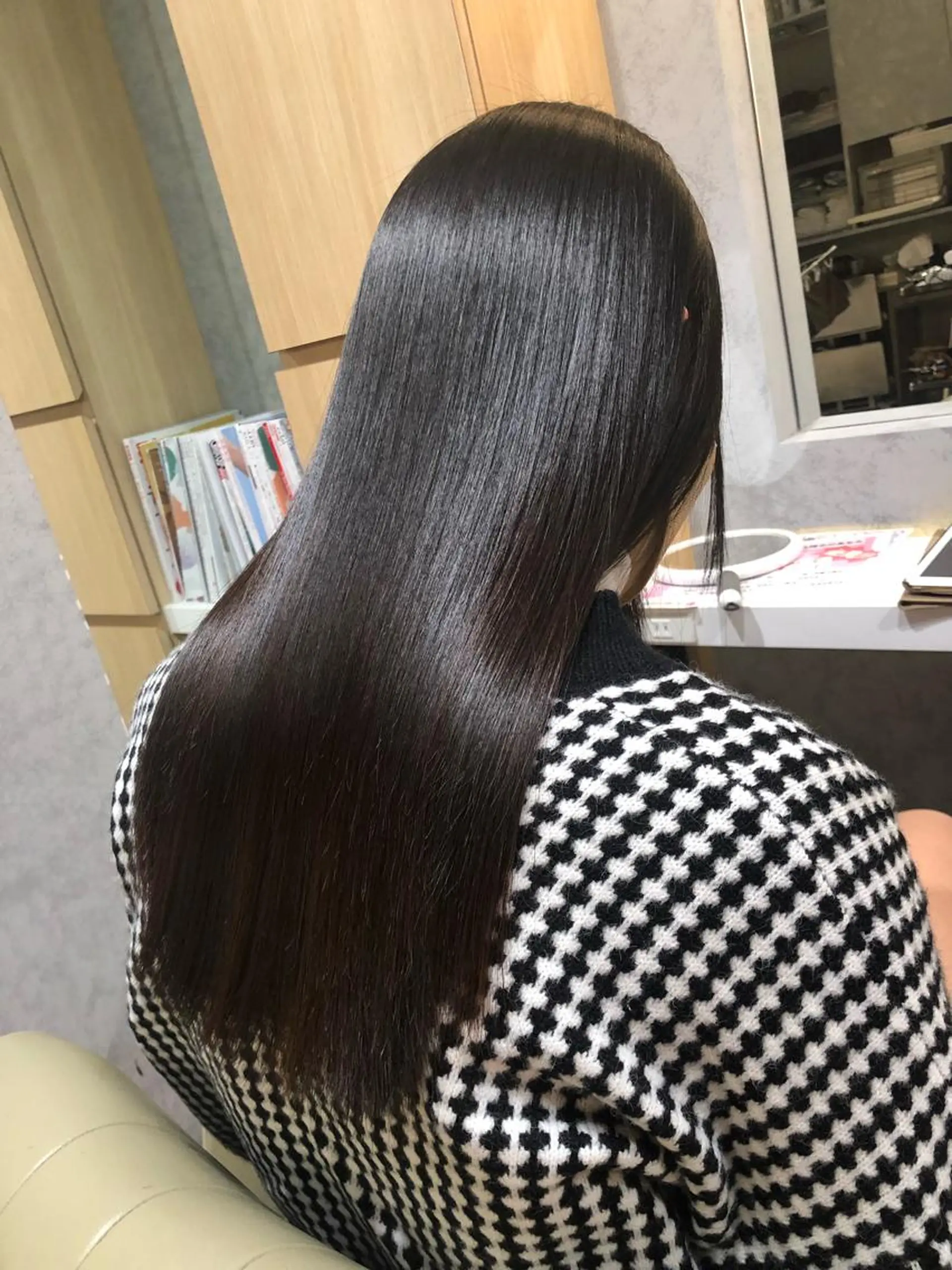 セミロング カット 縮毛矯正 トリートメント 【髪質改善特化･ 福田航洋】のヘアスタイル