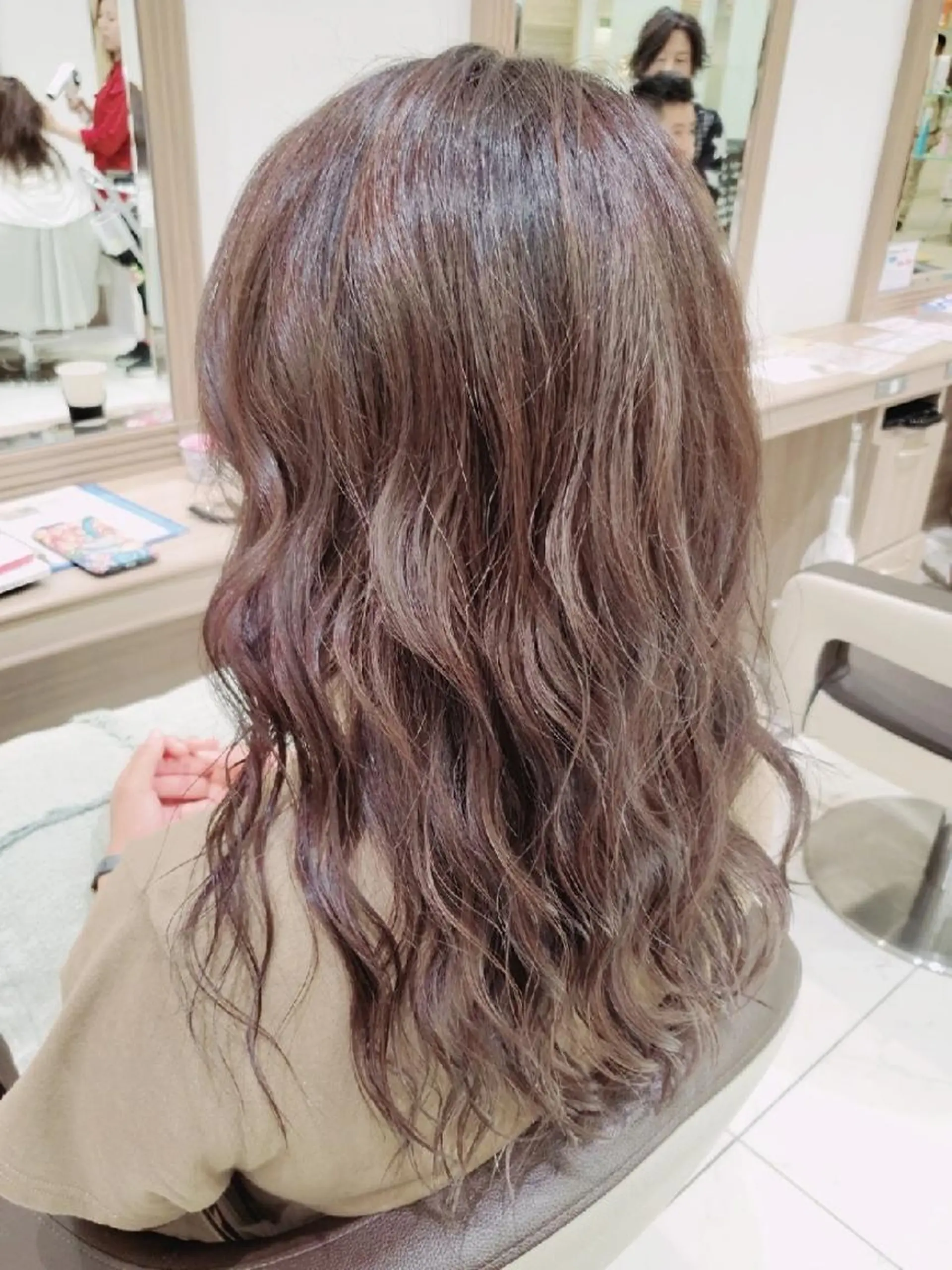 ロング パーマ カット パーマ トリートメント Ash 津田沼店のヘアスタイル