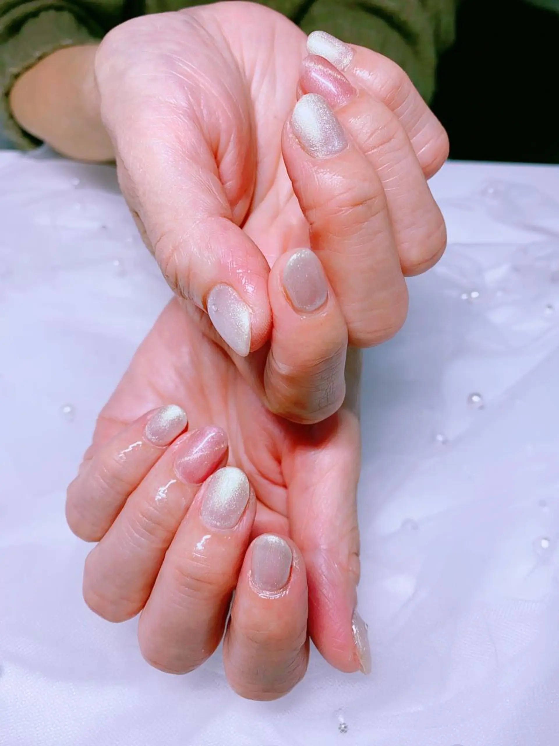 ネイル ホワイト Jasmine nailsalon所属・ジャスミン ネイルサロンのネイルデザイン