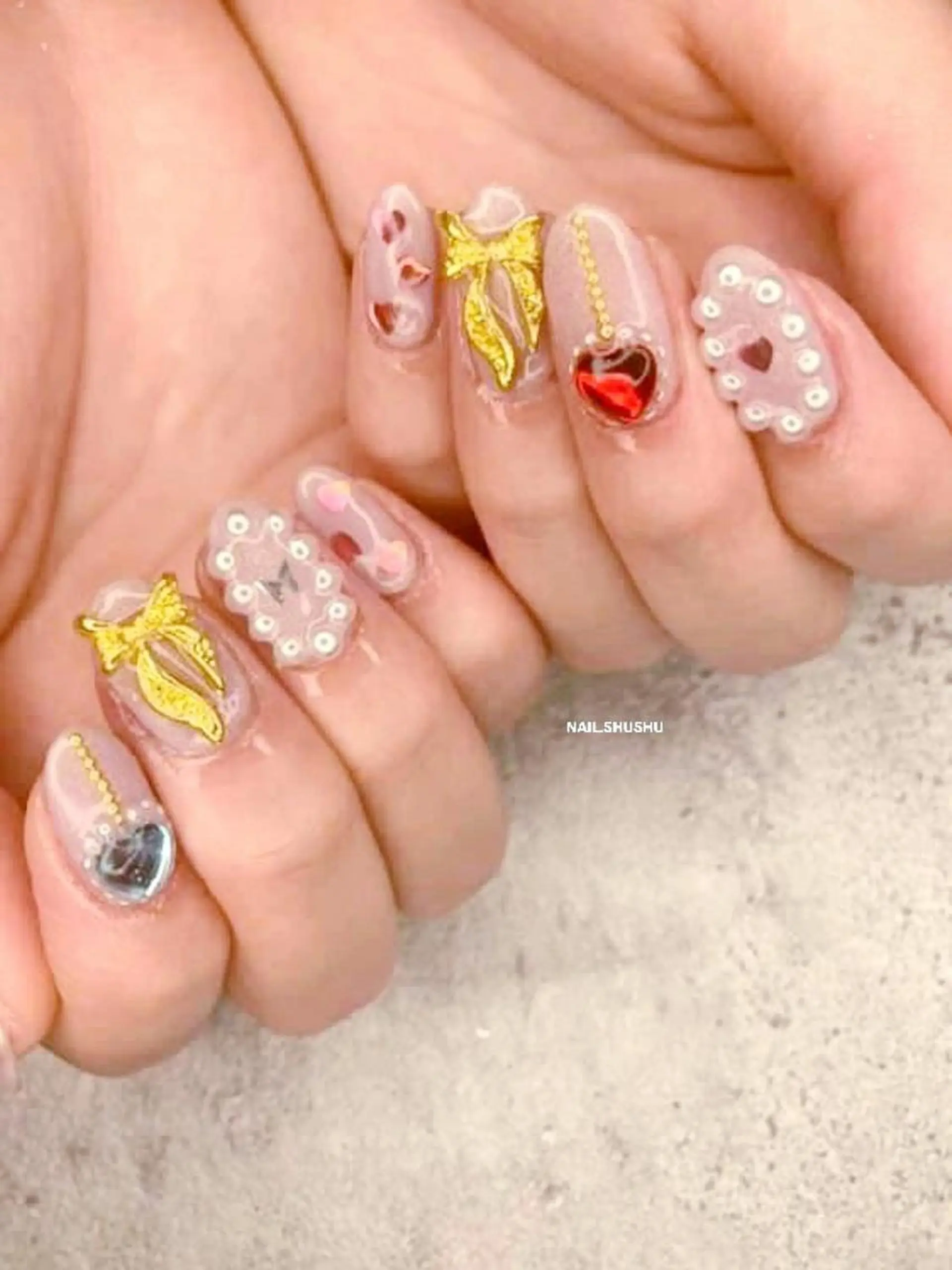 ネイル 持ち込み 3dパーツ/流行り 👧shushu❤️のネイルデザイン