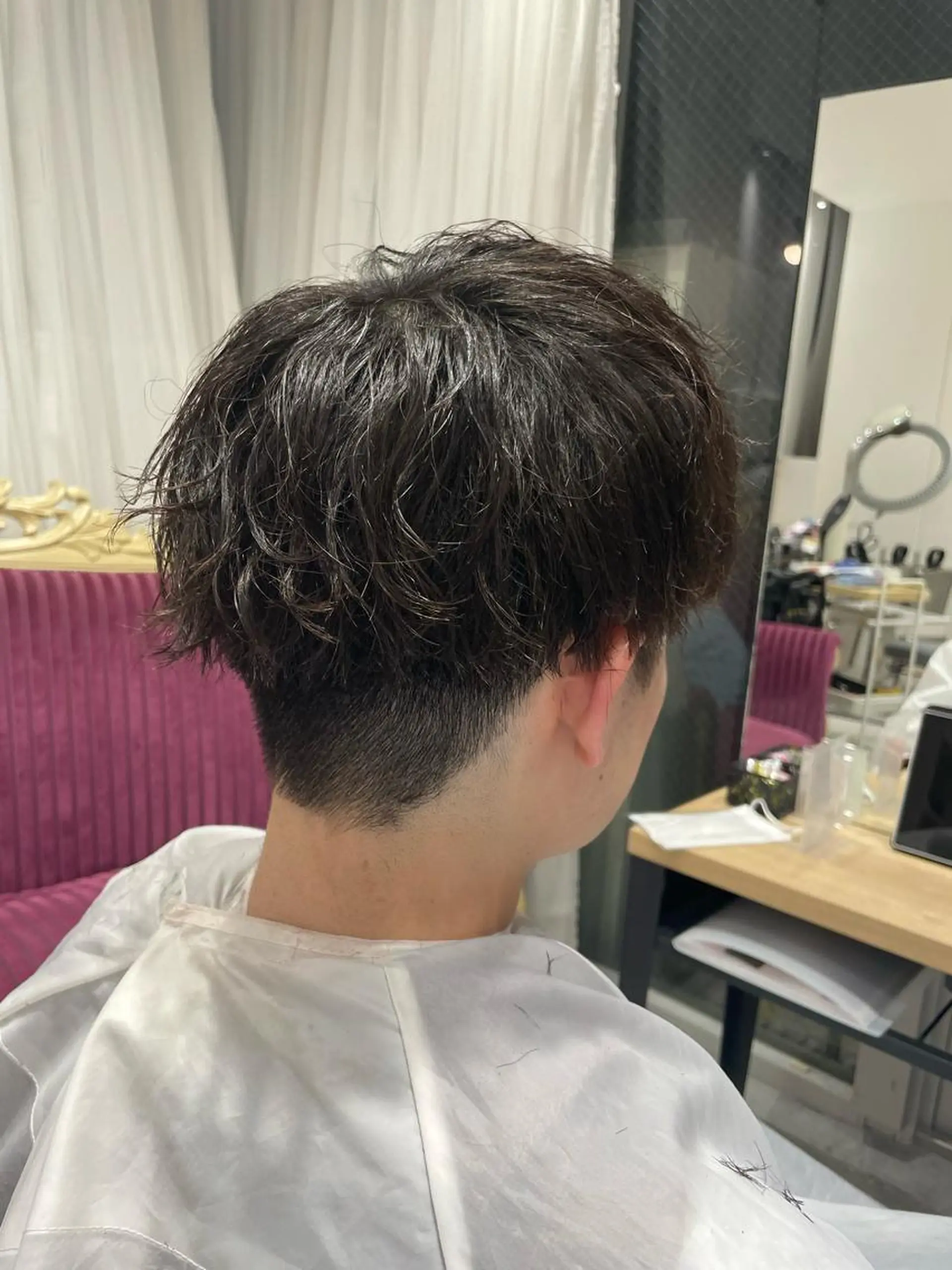 パーマ メンズ 韓国風ハッシュカット 似合わせレイヤー池袋のヘアスタイル