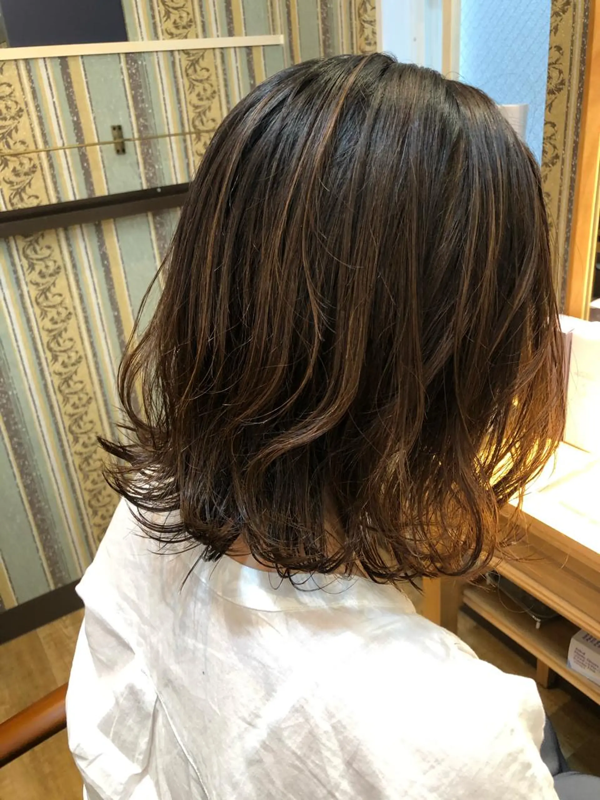 ミディアム カラー ヘアカラー トリートメント 佐藤 美幸のヘアスタイル