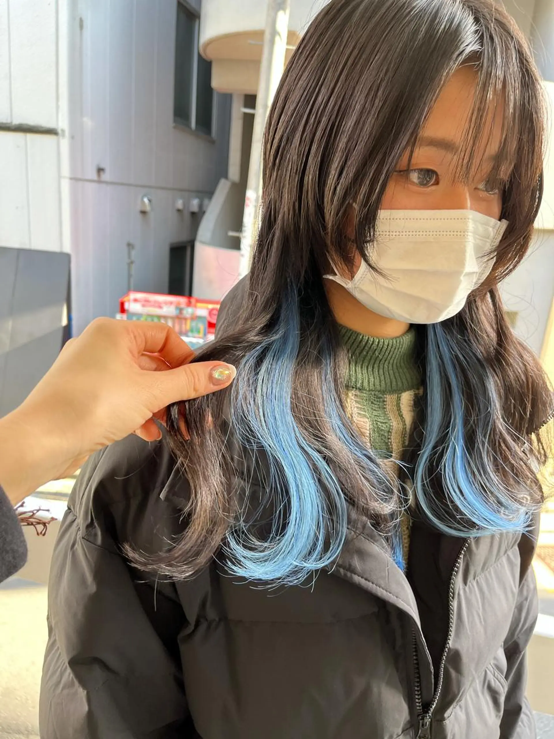 セミロング カラー エクステ ハイトーン 💭黒崎ハルカのヘアスタイル