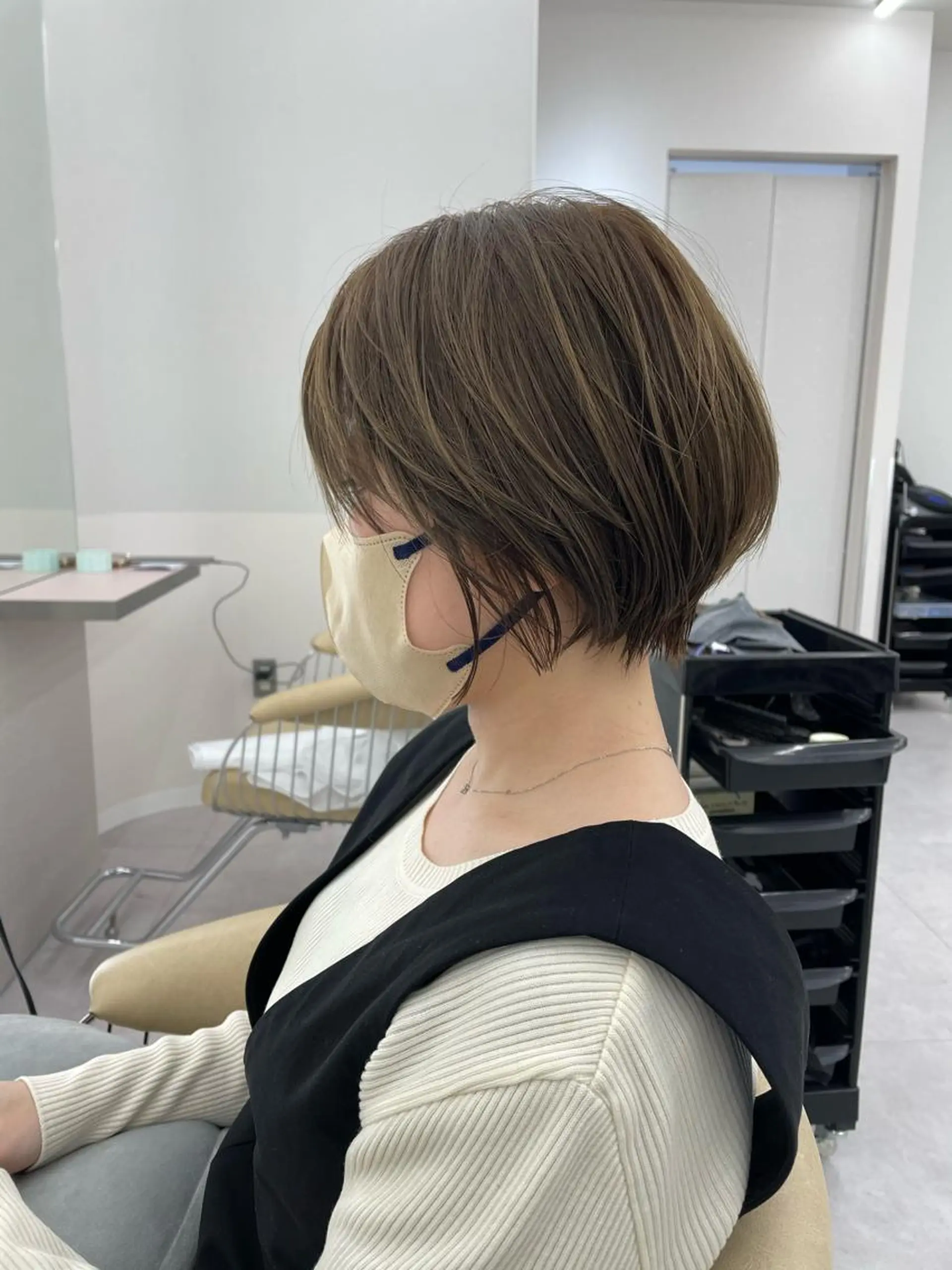 ショート カラー ショートボブ ショートレイヤー ハンサムショート 丸みショート ボブ カット ヘアカラー トリートメント ヘッドスパ 木原良 (キハラ リョウ)のヘアスタイル