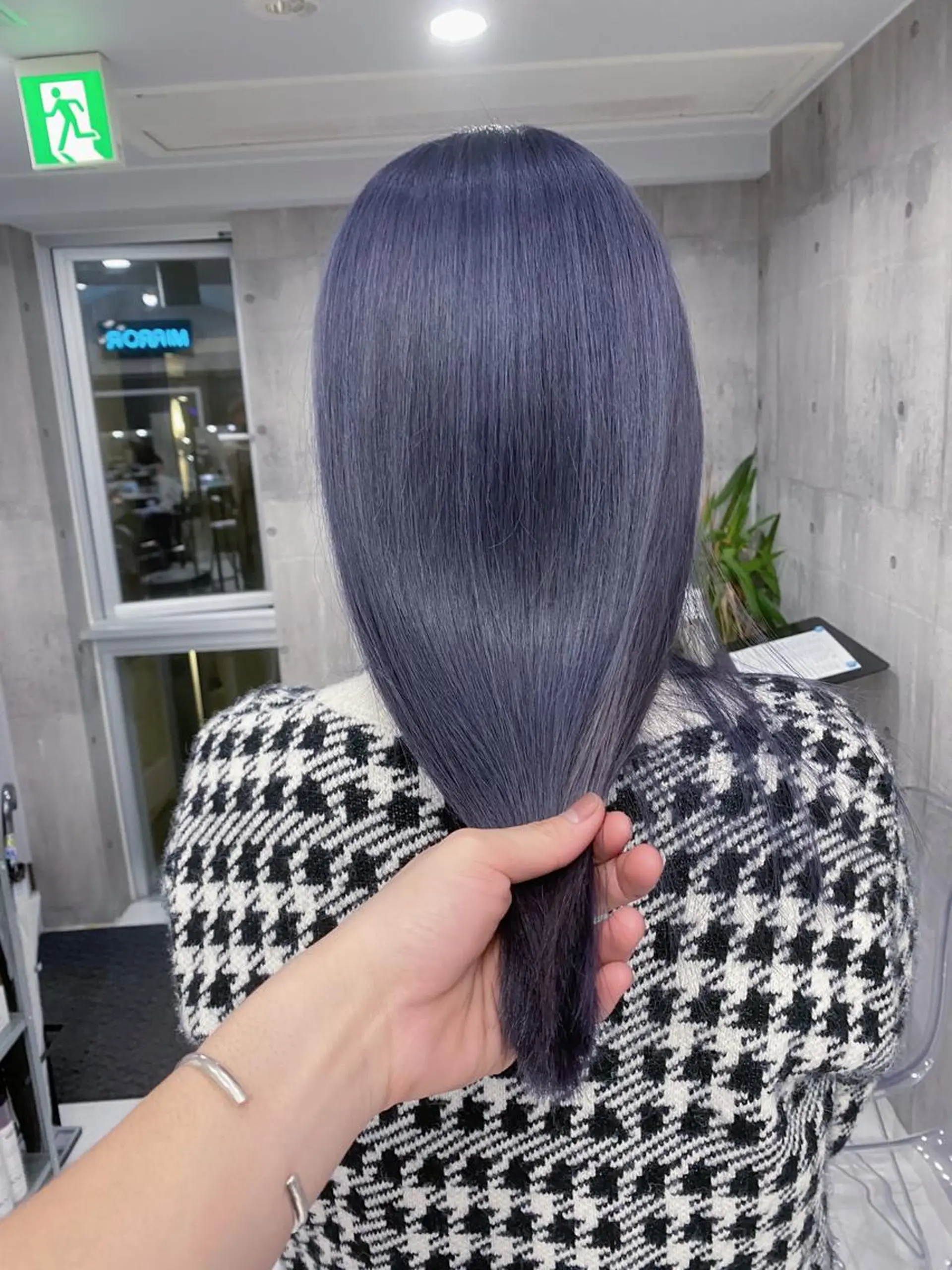 ロング ヘアカラー トリートメント ヘアセット メンズパーマ名人 TAKUMAのヘアスタイル