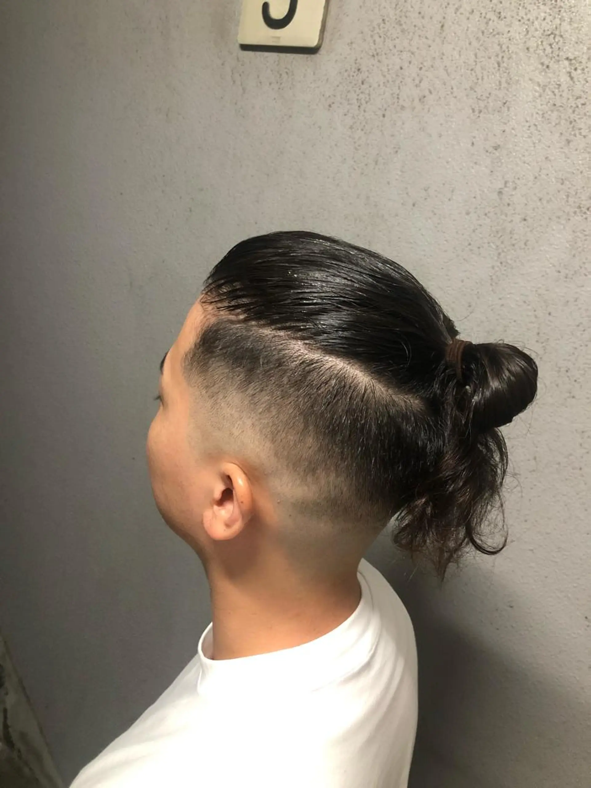 ショート メンズ フェードカット スキンフェード カット 寺本 竜也のヘアスタイル