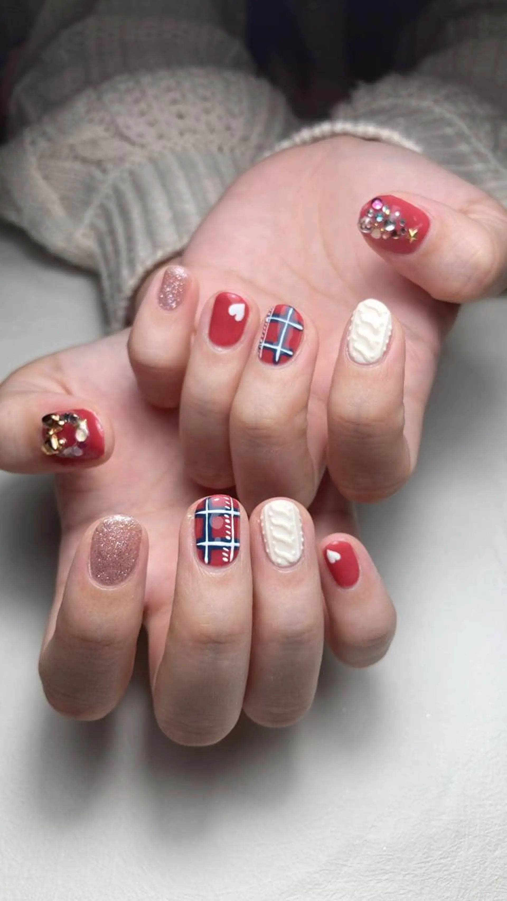 ネイル ewt miniのマツエク・マツパデザイン