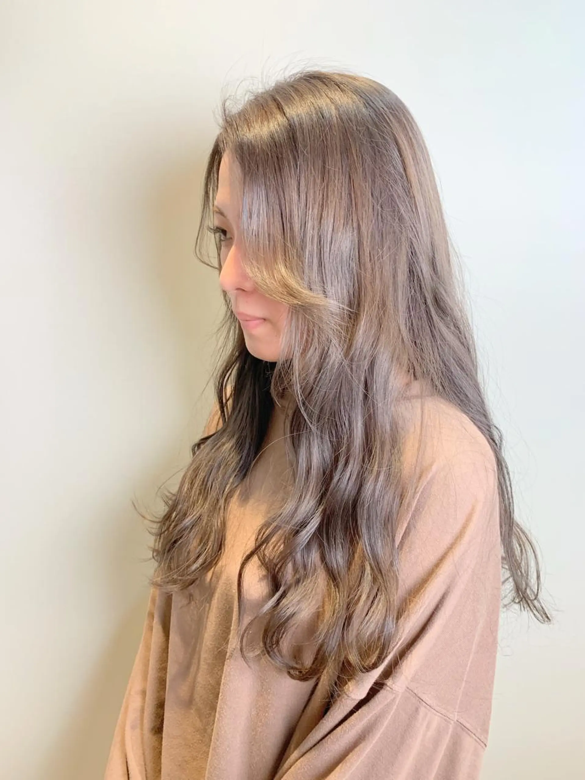 ロング 外国人風カラー ハイライト トリートメント エフ プラス F +PULS🌿のマツエク・マツパデザイン