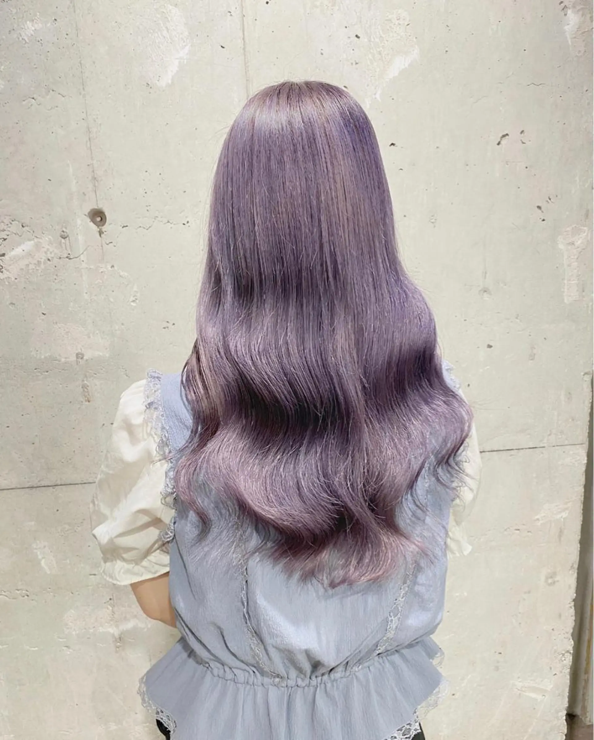 ロング 🍀yuria/ハイ トーン/ペールカラーのヘアスタイル