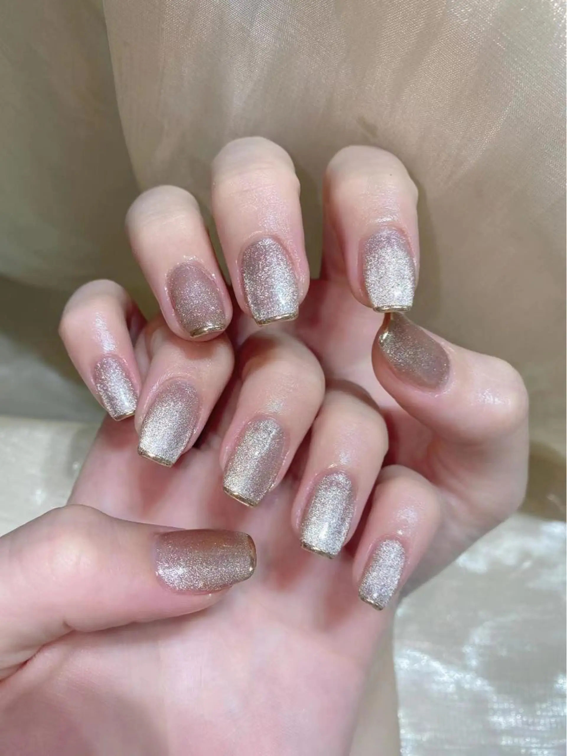 ネイル ハンドネイル Queens ciciのネイルデザイン