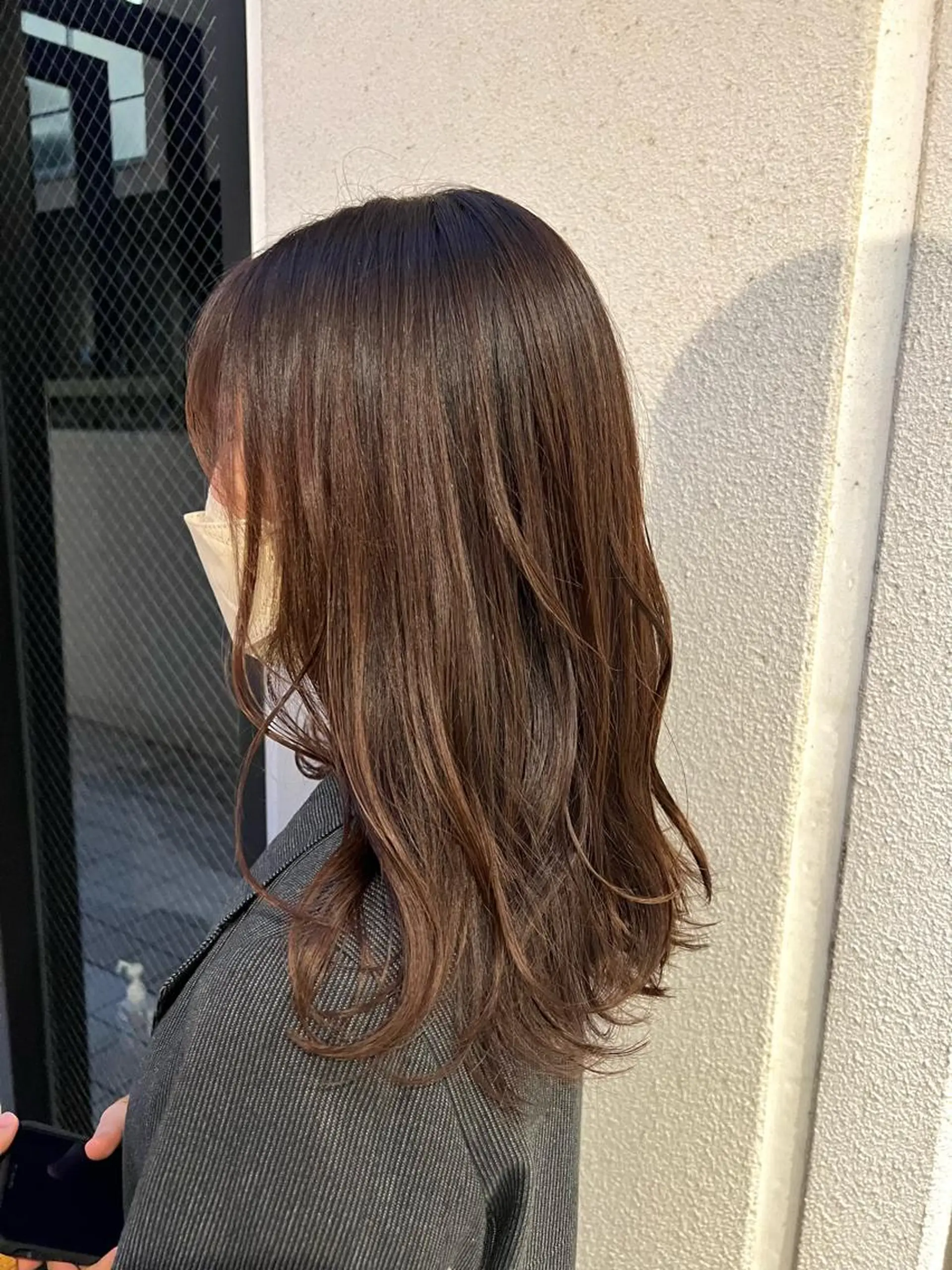 セミロング カラー カット 松坂 真衣のヘアスタイル