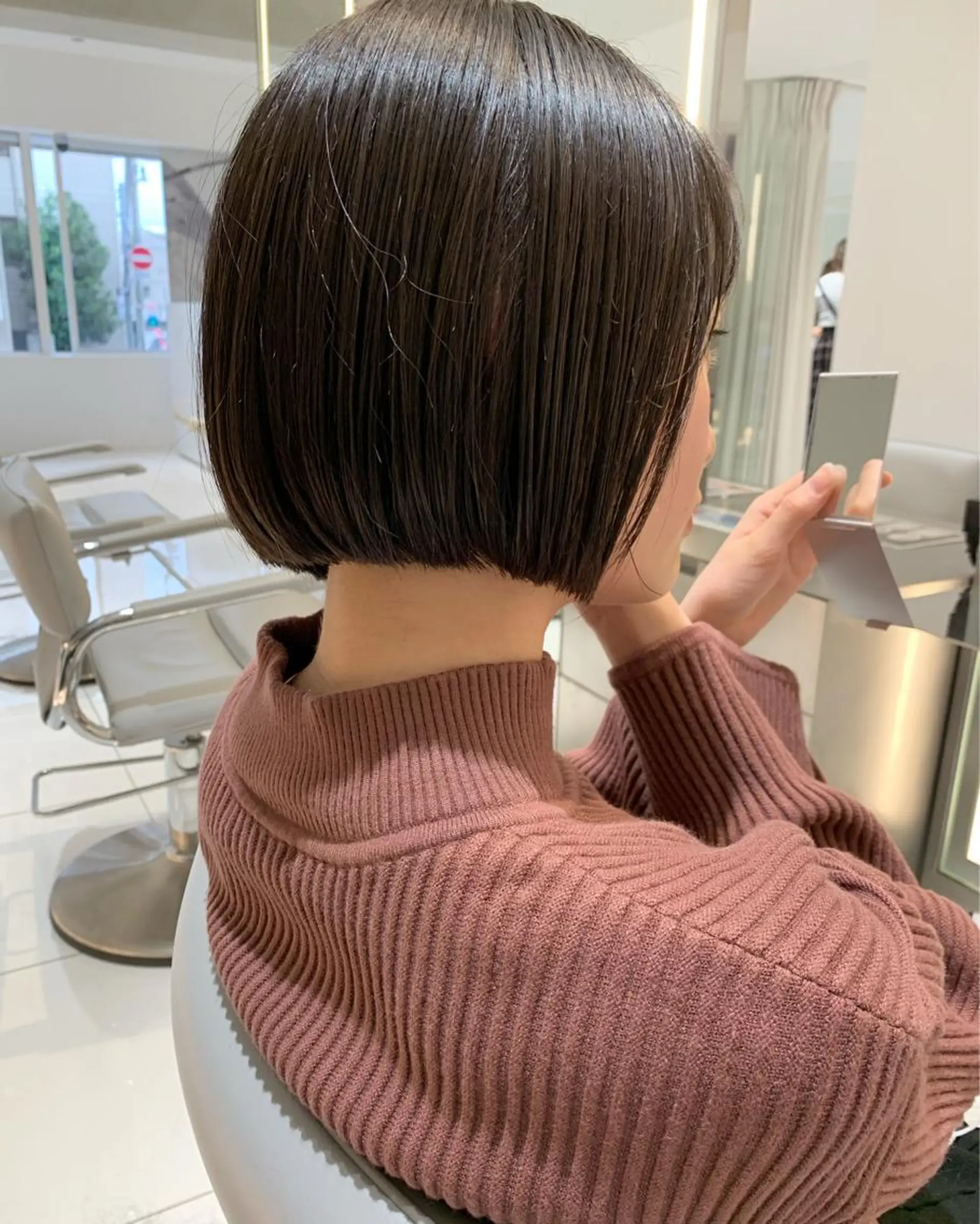 ショート ボブ iLi 《イリ》のヘアスタイル